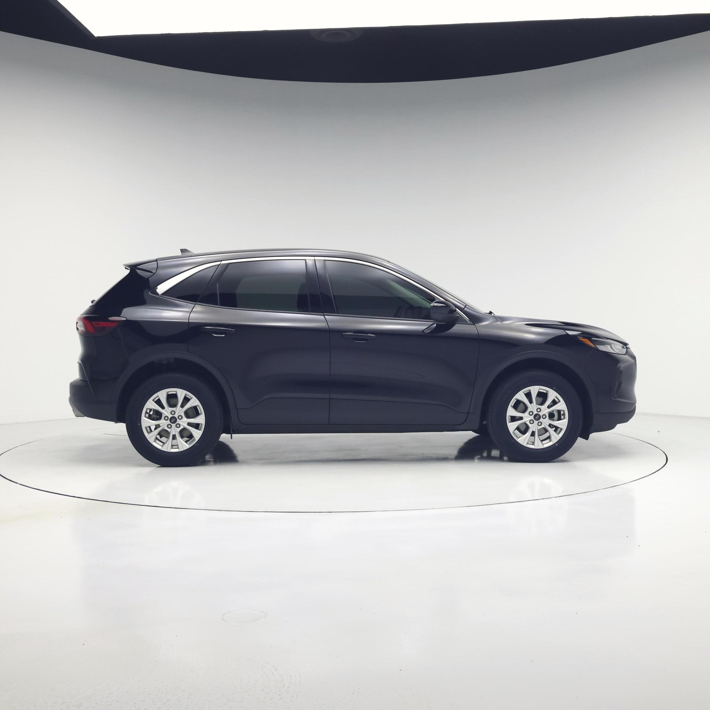 Thumbnail: 2023 Ford Escape - 7