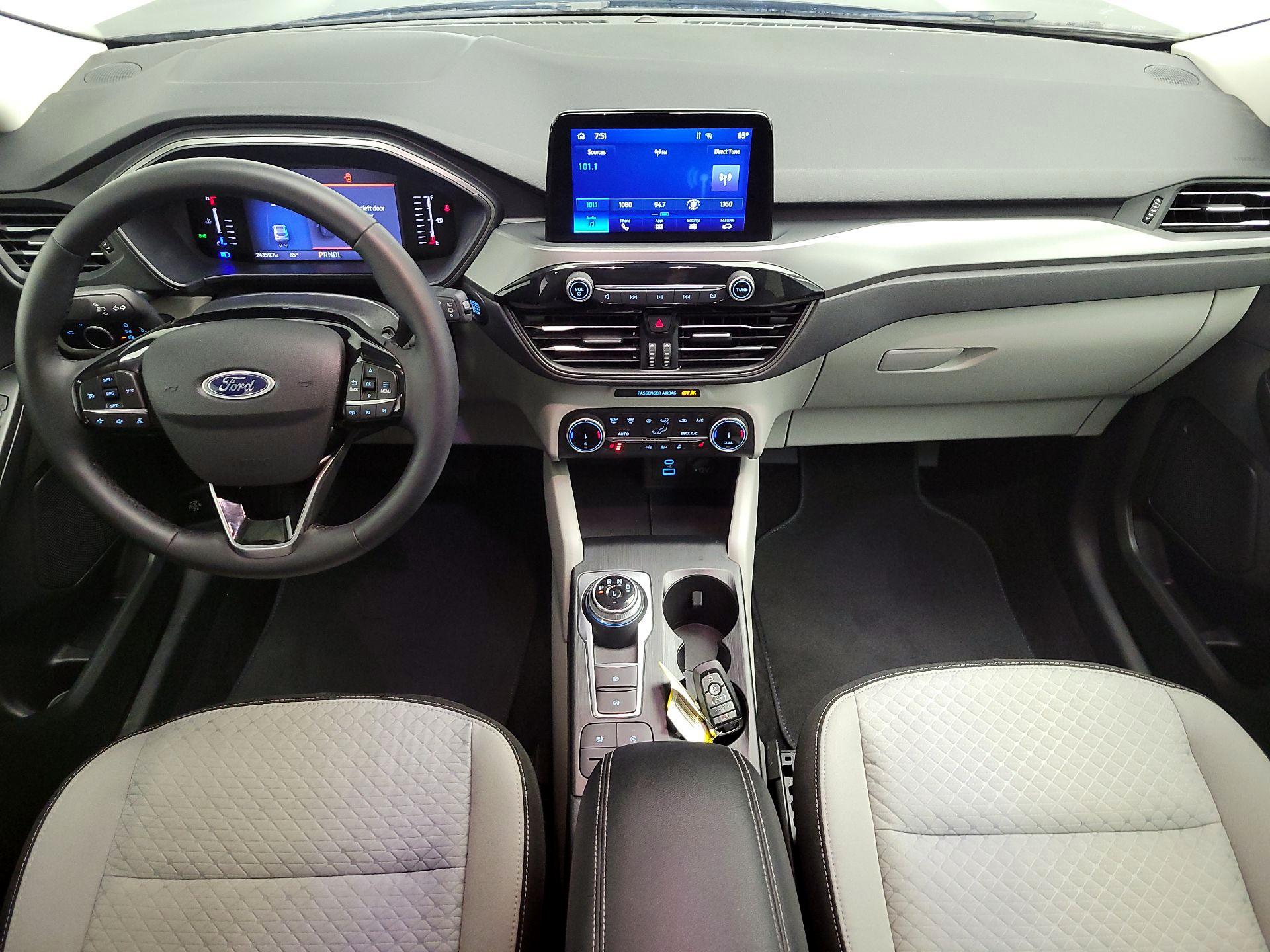 Thumbnail: 2023 Ford Escape - 9