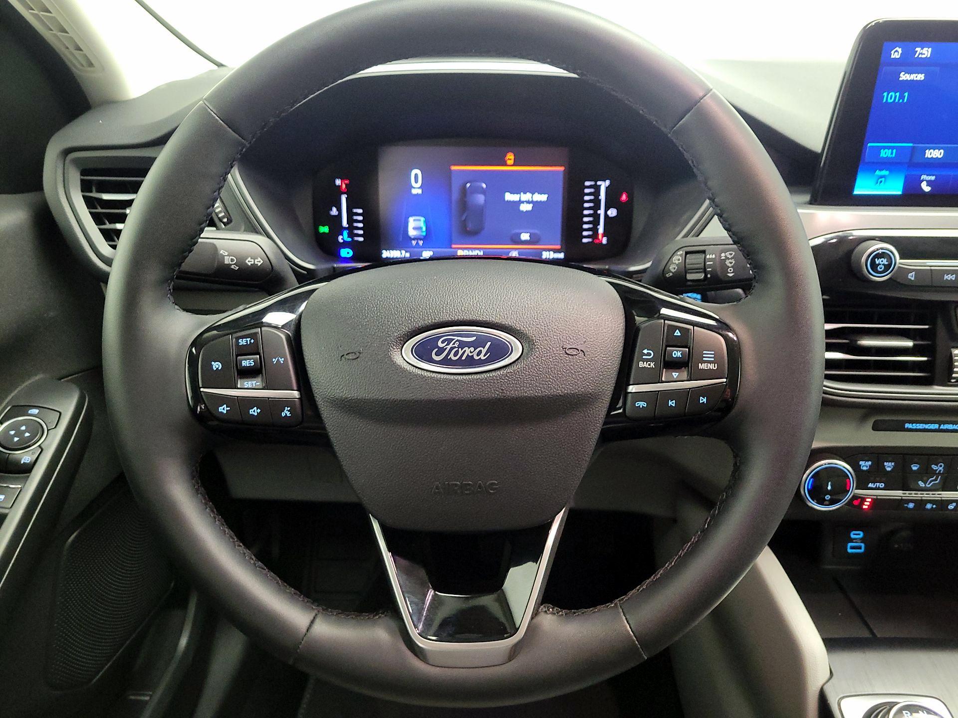 Thumbnail: 2023 Ford Escape - 10