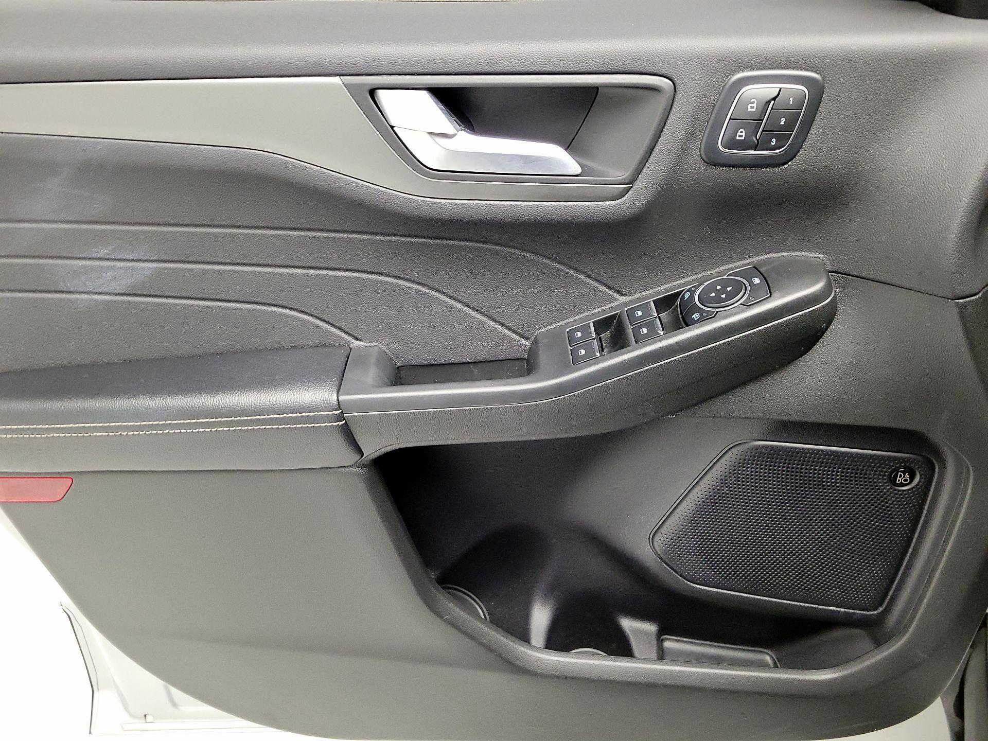 Thumbnail: 2023 Ford Escape - 12