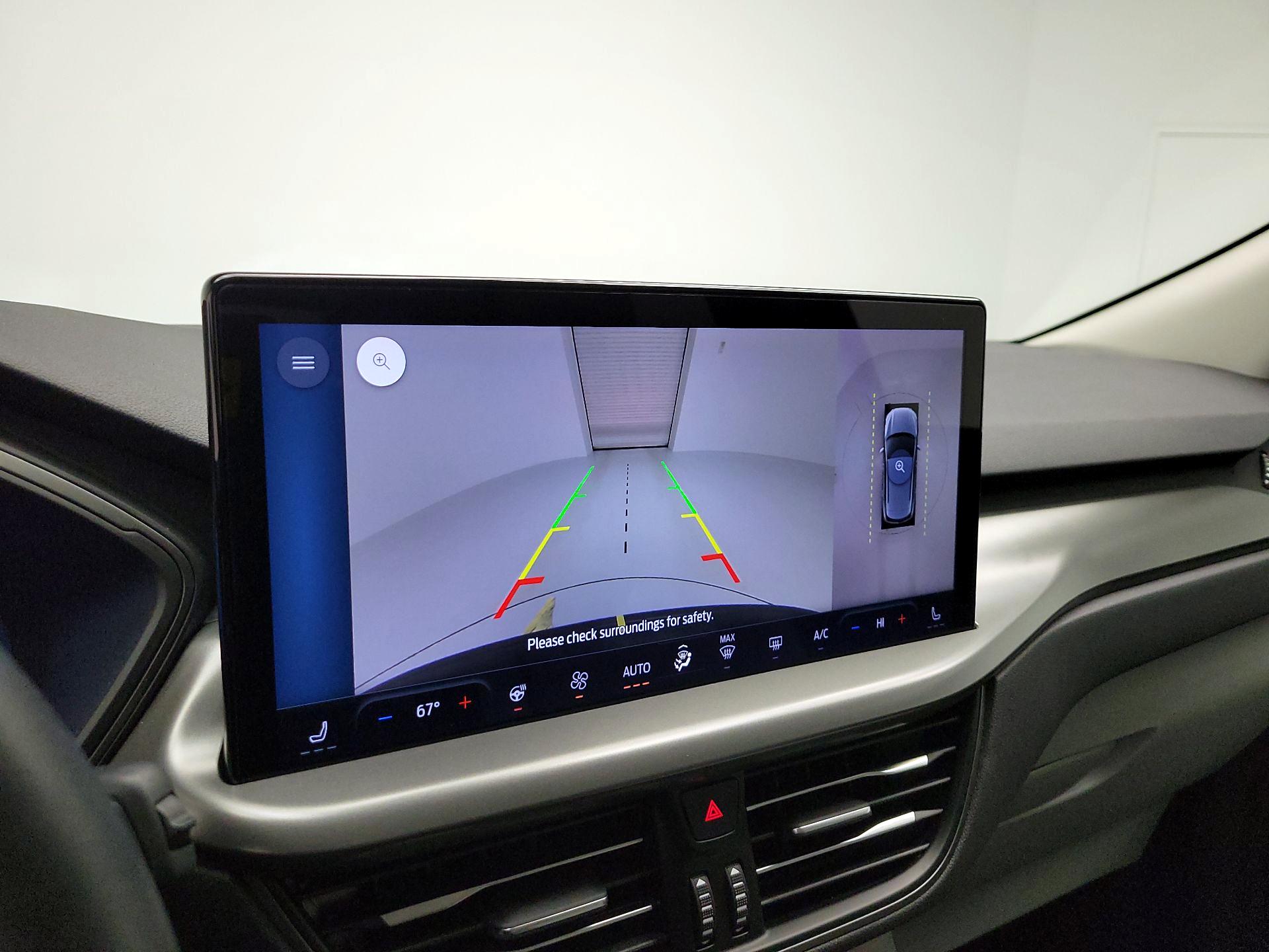 Thumbnail: 2023 Ford Escape - 15