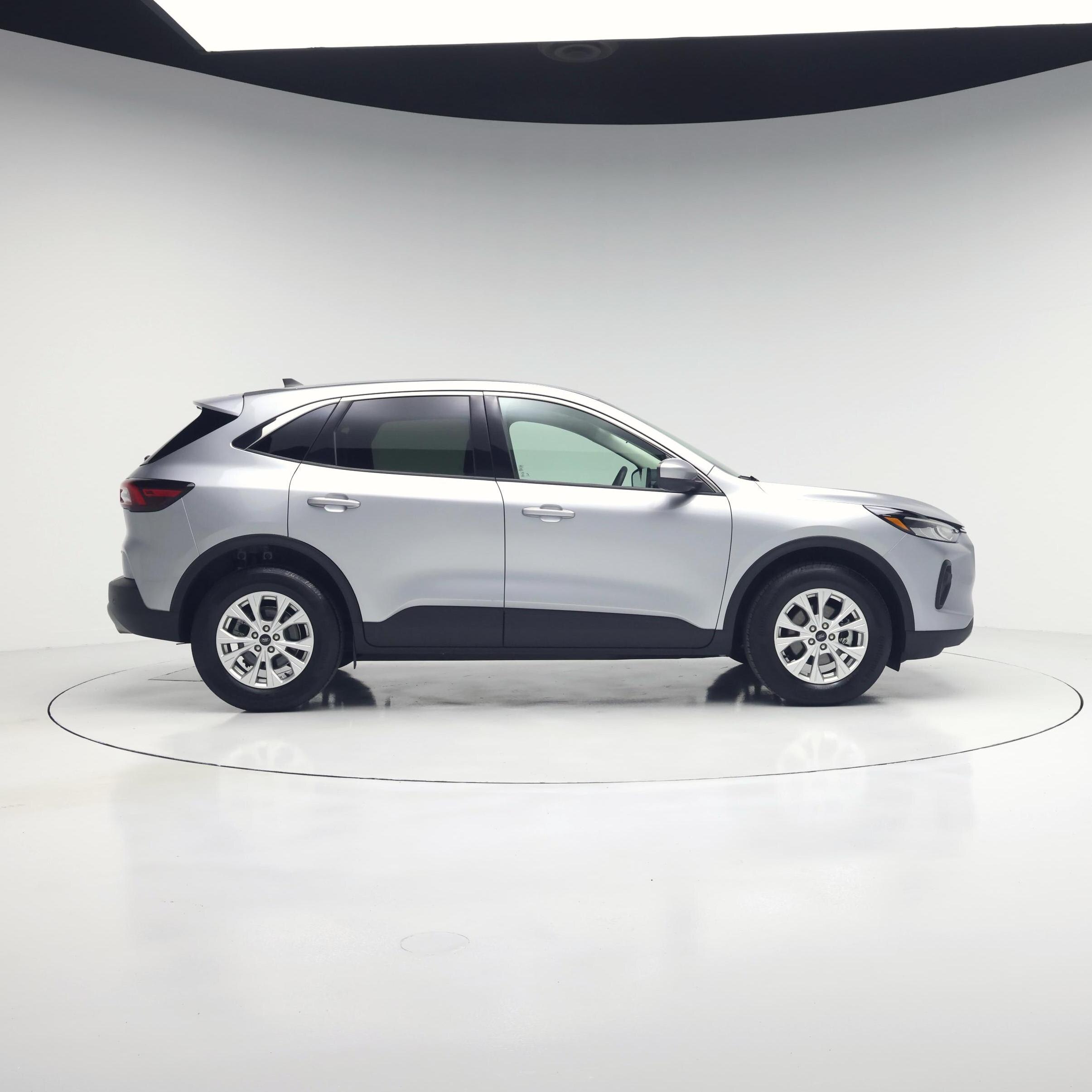 Thumbnail: 2023 Ford Escape - 7