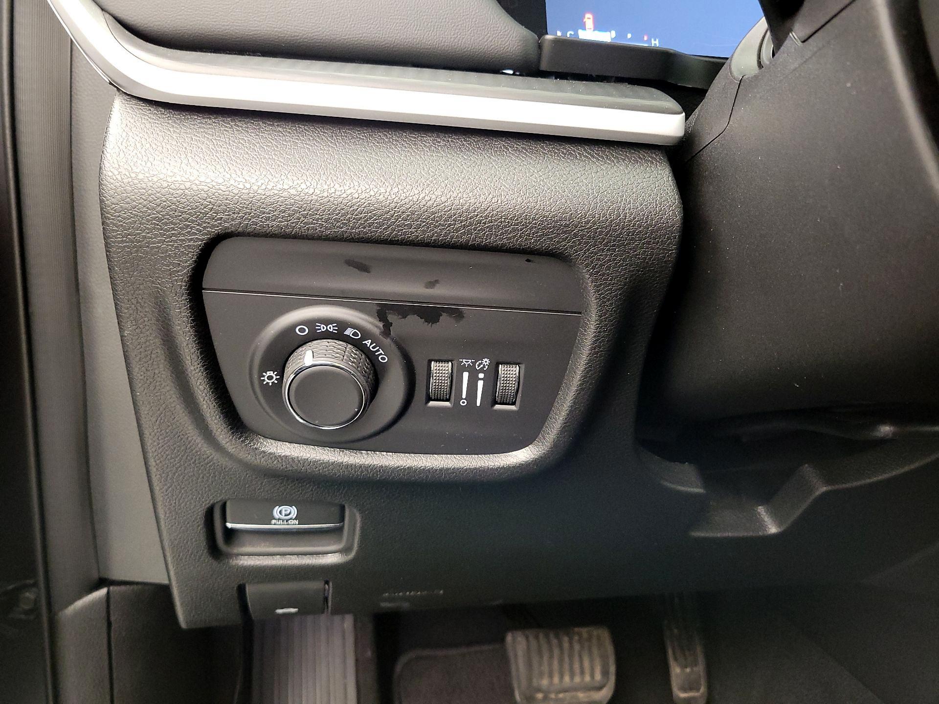 Thumbnail: 2024 Jeep Grand Cherokee L - 13