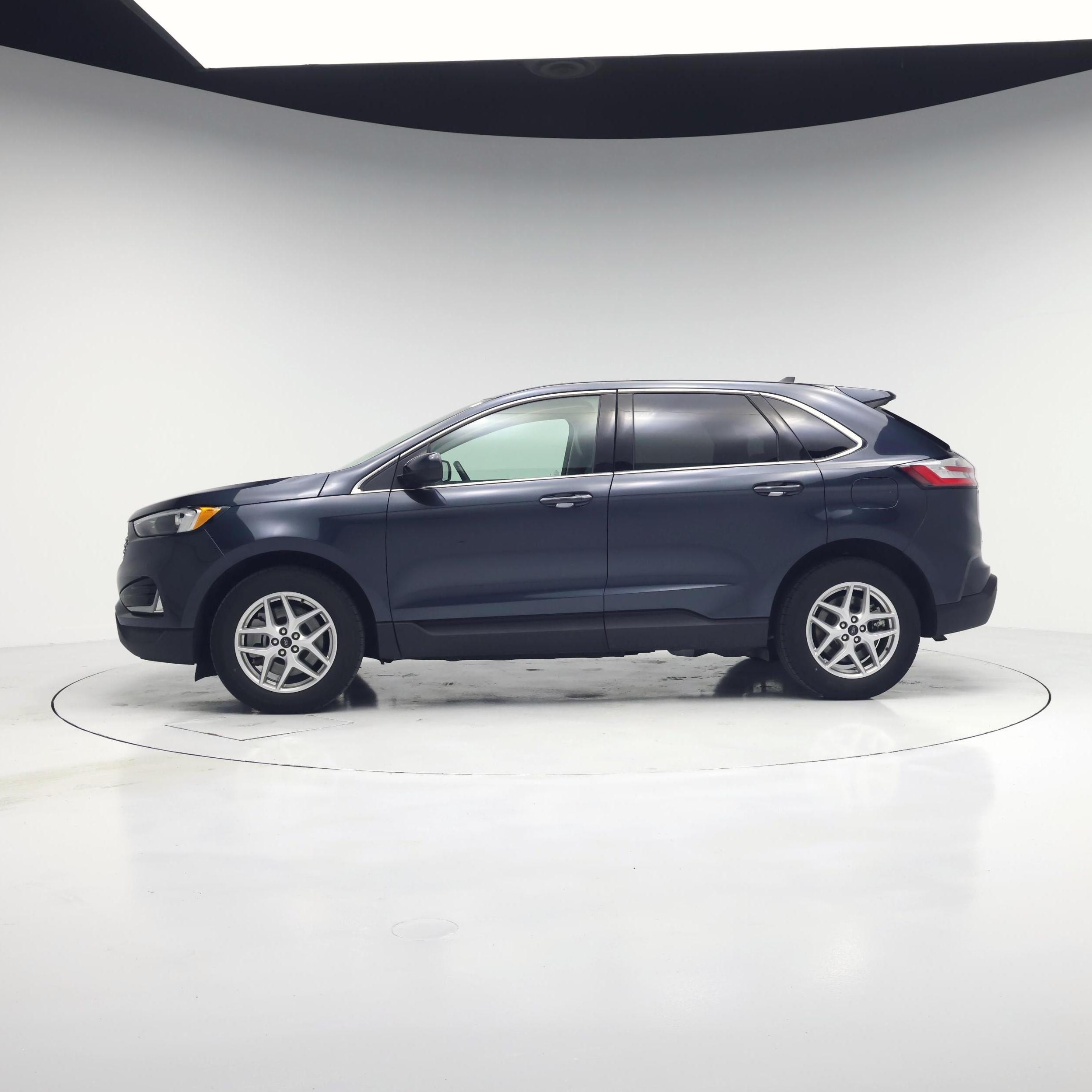 Thumbnail: 2023 Ford Edge - 3