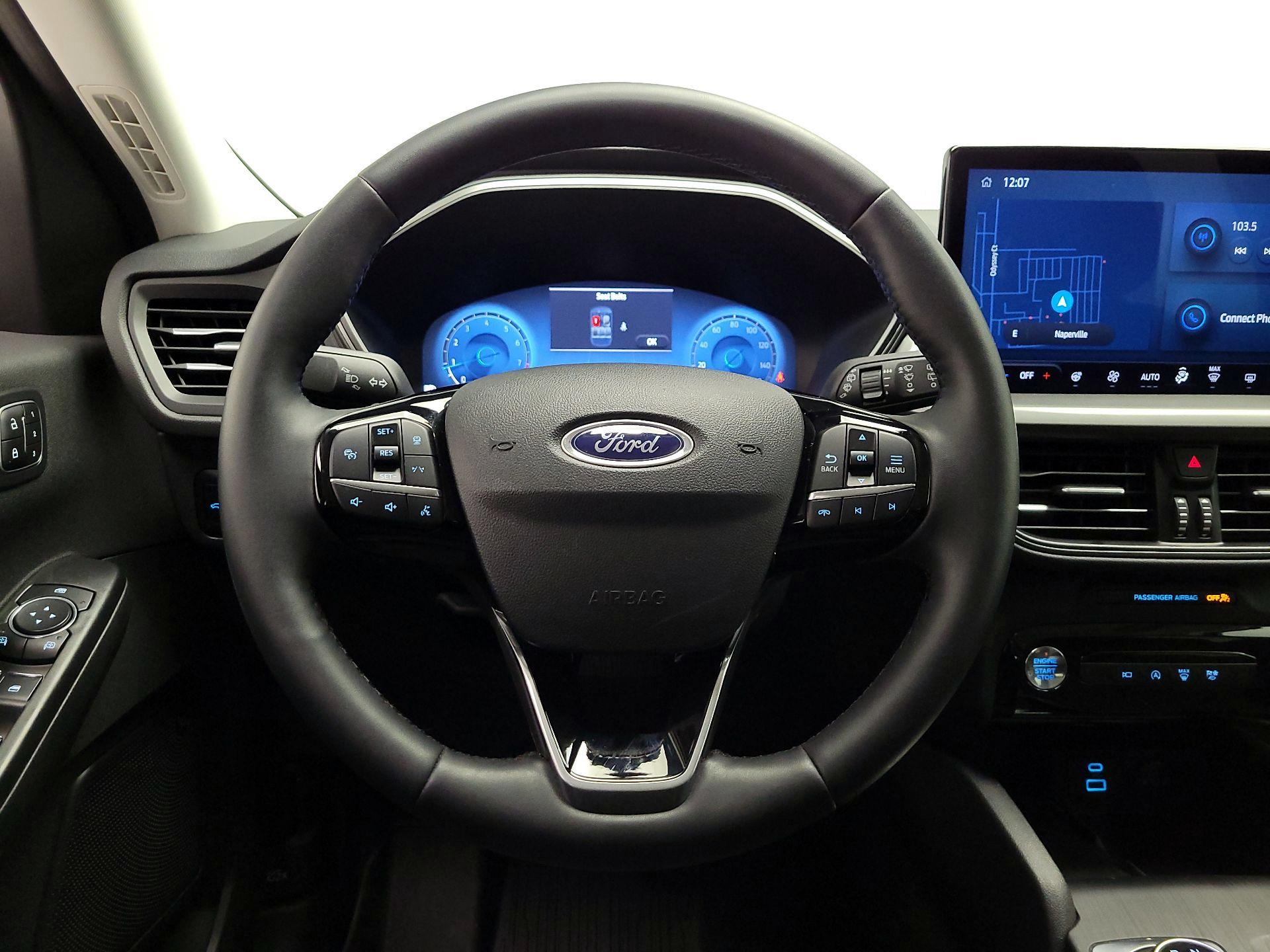 Thumbnail: 2023 Ford Escape - 10