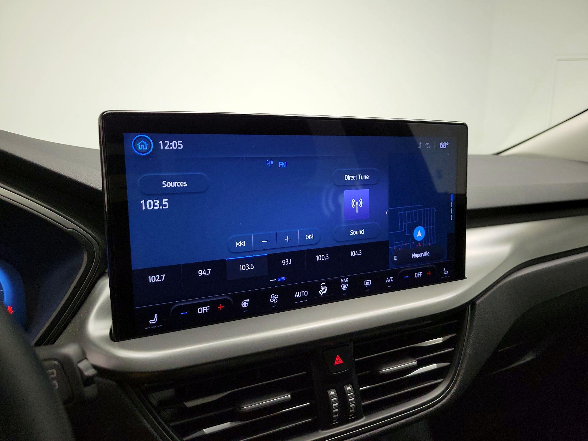 Thumbnail: 2023 Ford Escape - 16