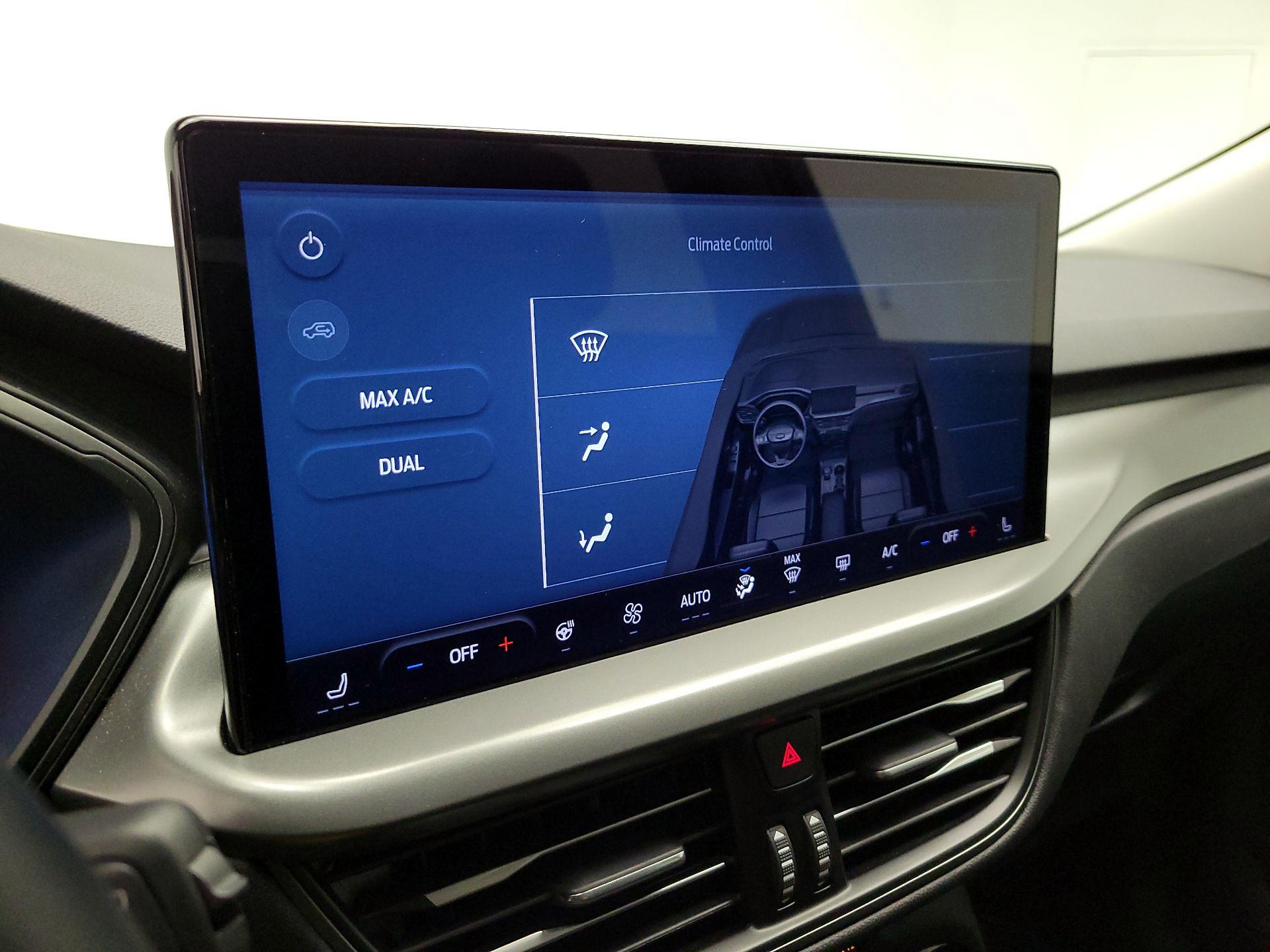 Thumbnail: 2023 Ford Escape - 17