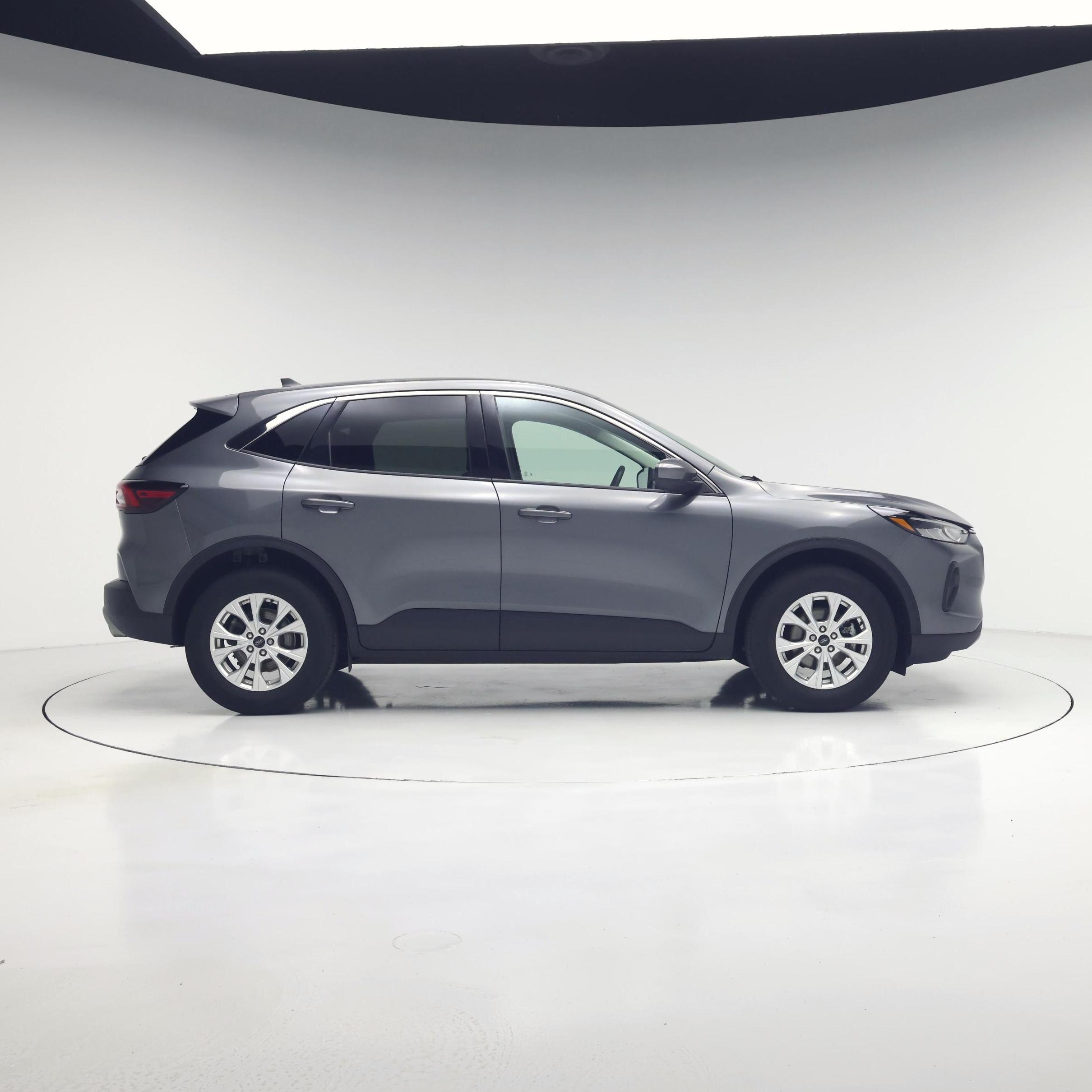 Thumbnail: 2023 Ford Escape - 7