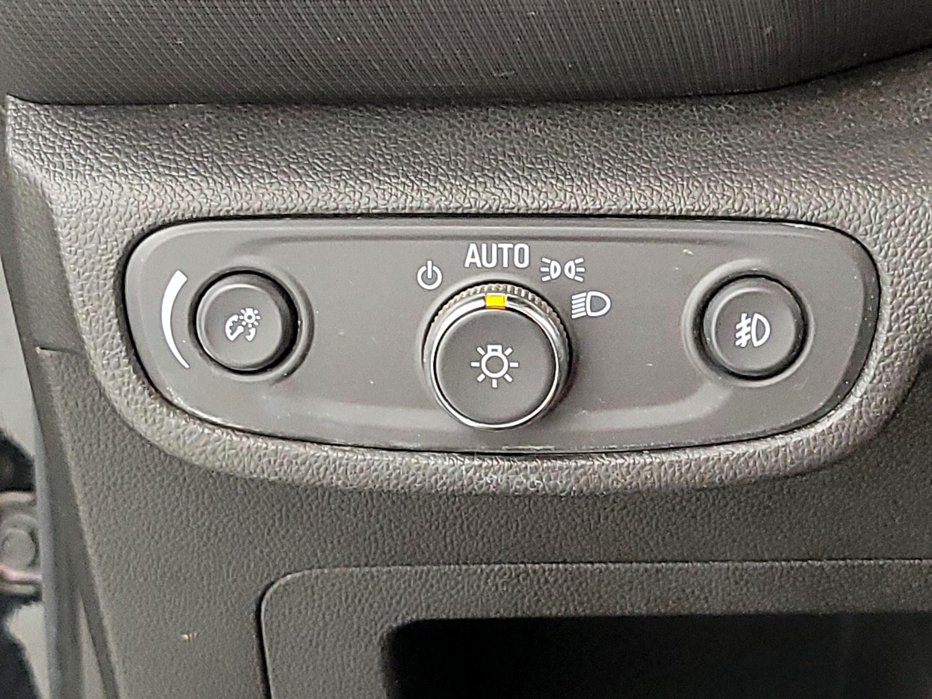 Thumbnail: 2022 Chevrolet TrailBlazer - 13