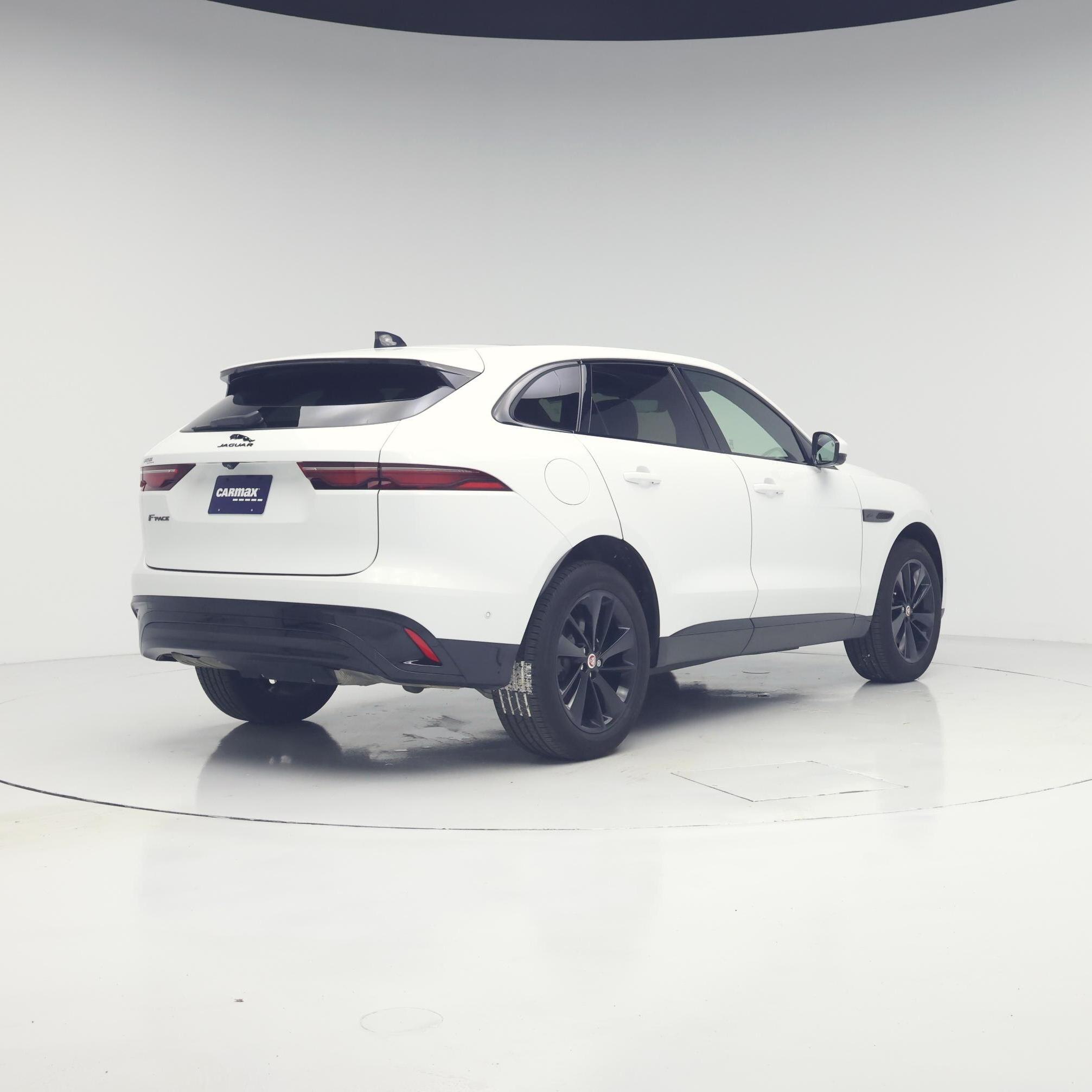 Thumbnail: 2021 Jaguar F-Pace - 8