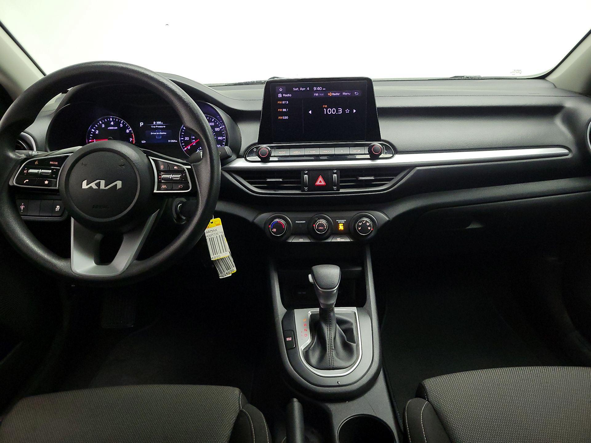 Thumbnail: 2023 Kia Forte - 9