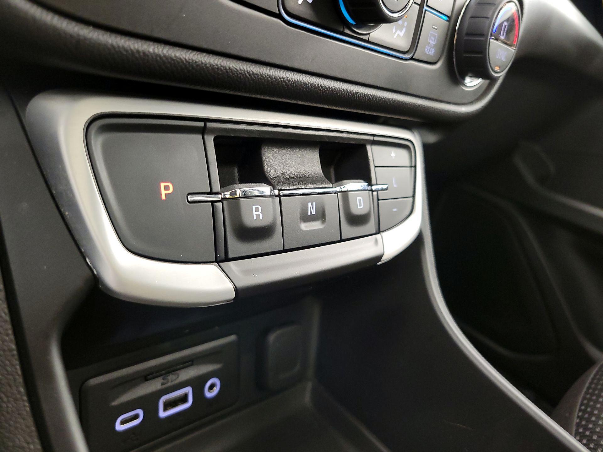 Thumbnail: 2023 GMC Terrain - 17