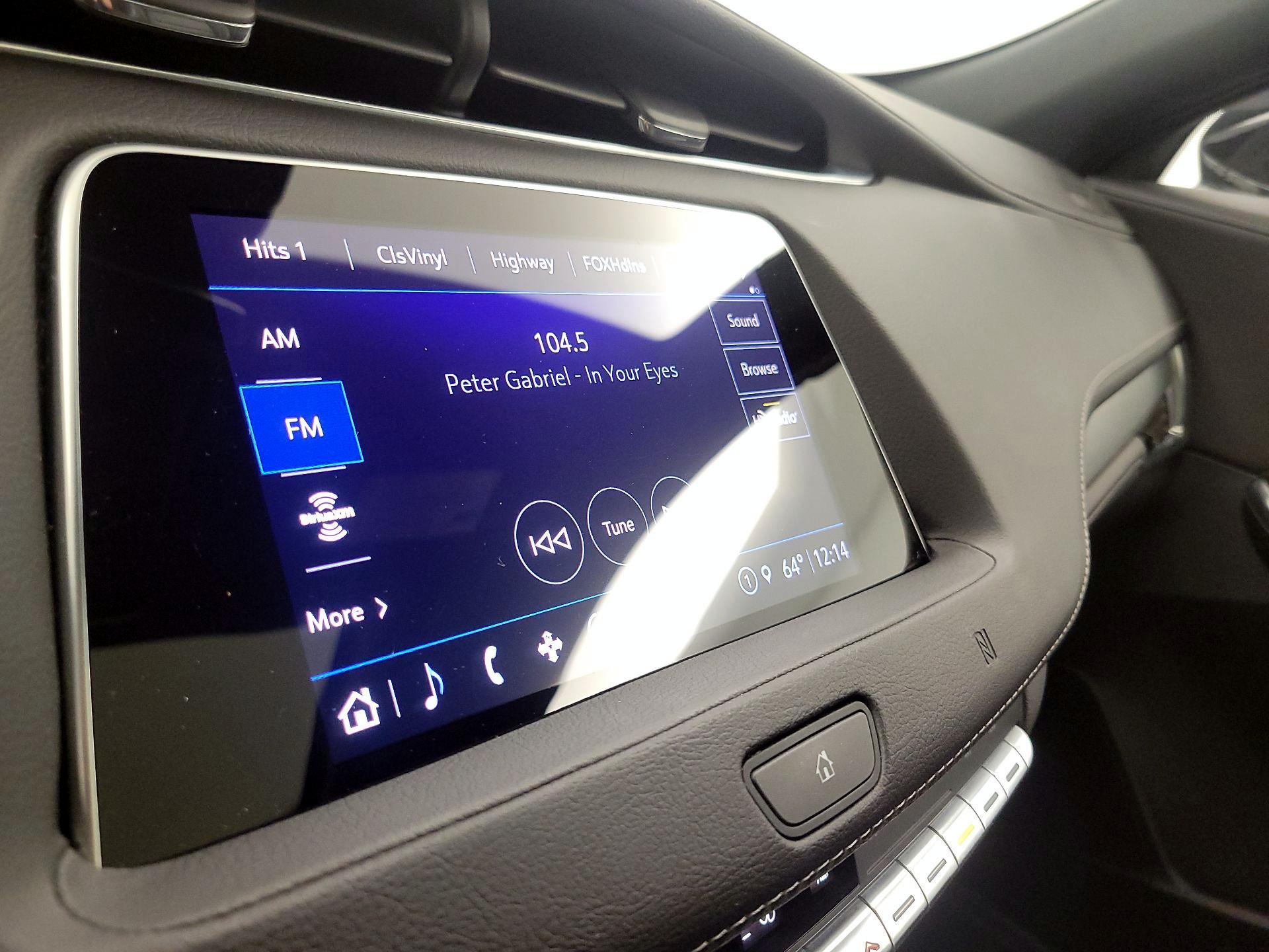 Thumbnail: 2021 Cadillac XT4 - 15