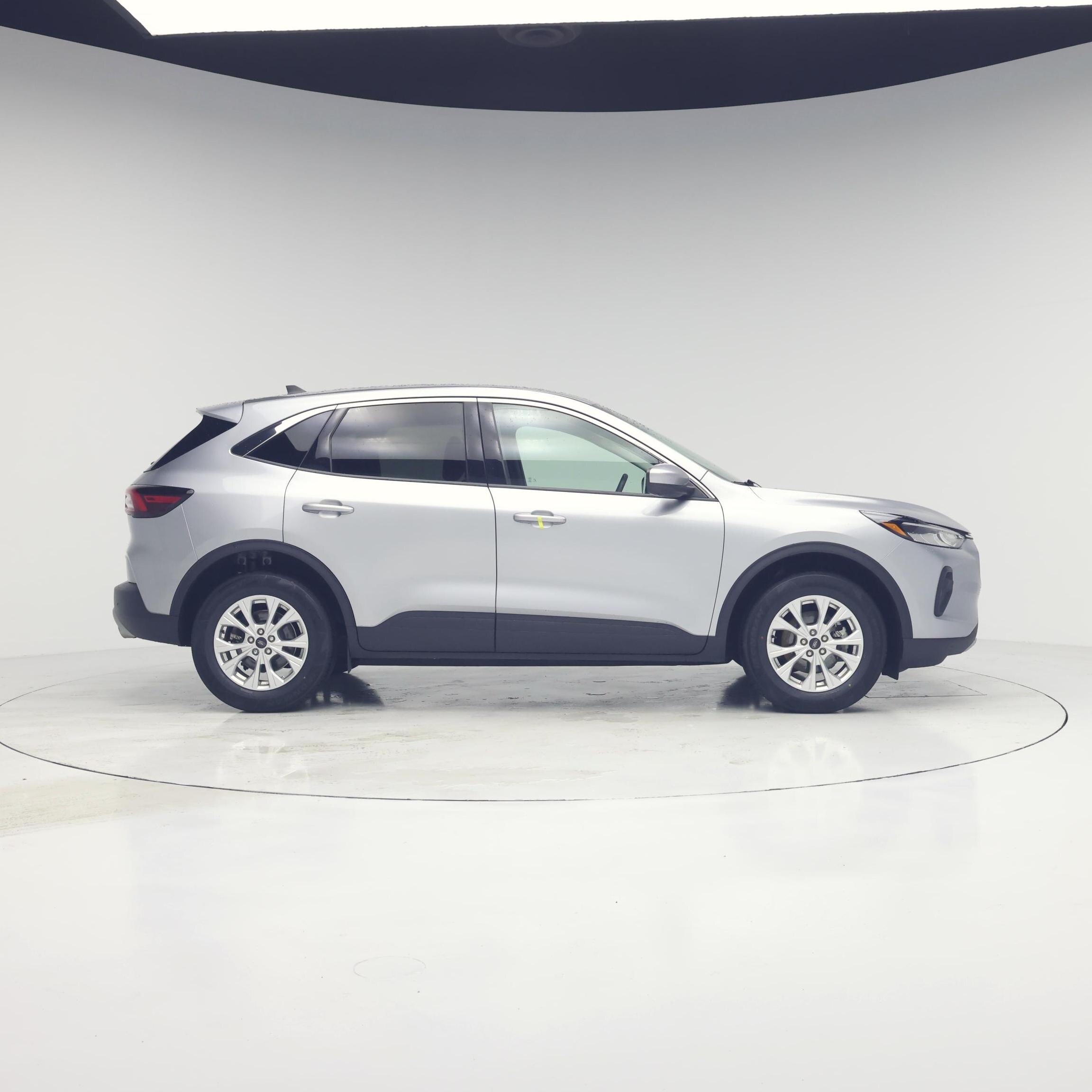 Thumbnail: 2023 Ford Escape - 7