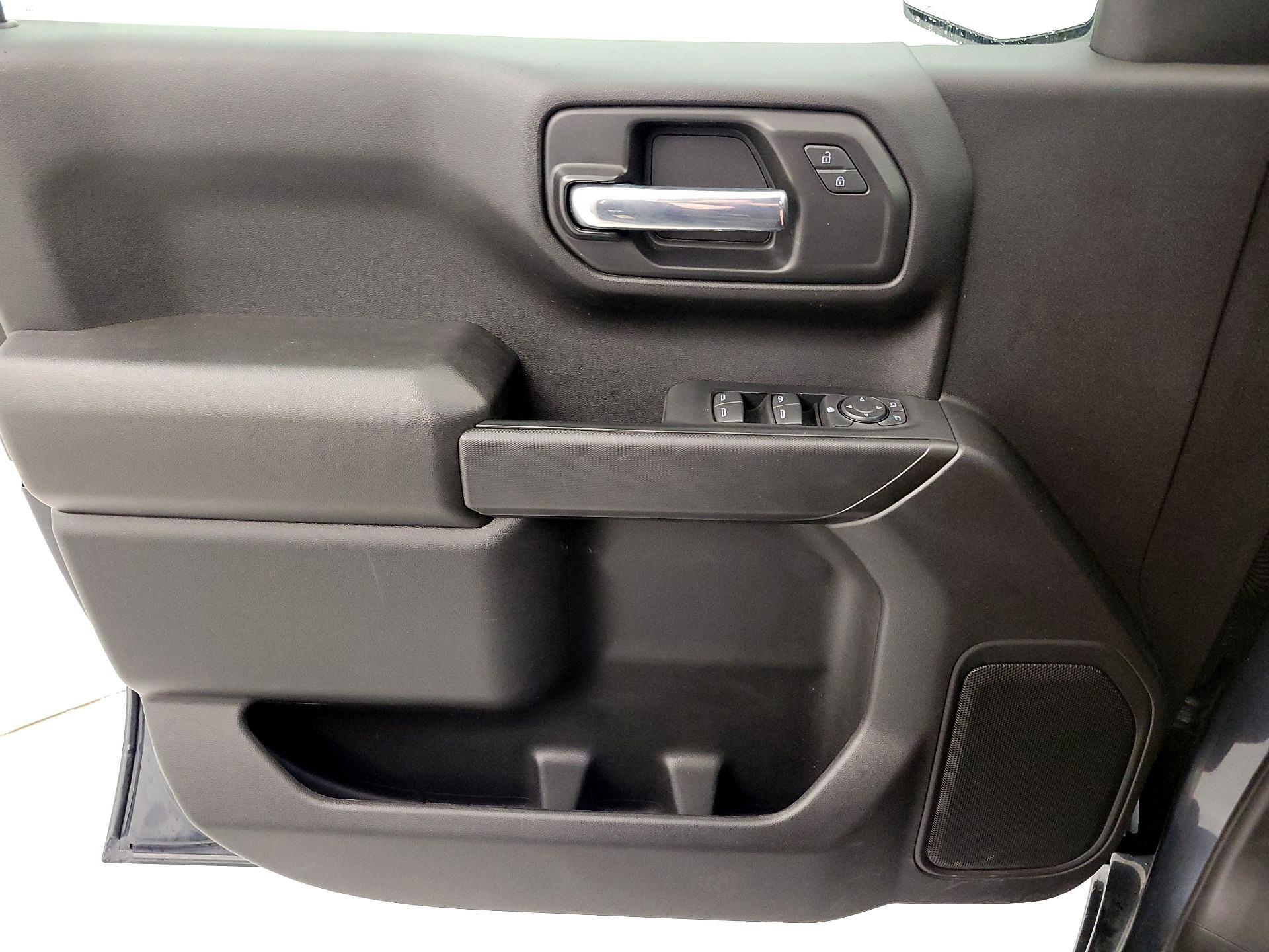 Thumbnail: 2021 Chevrolet Silverado 1500 - 12