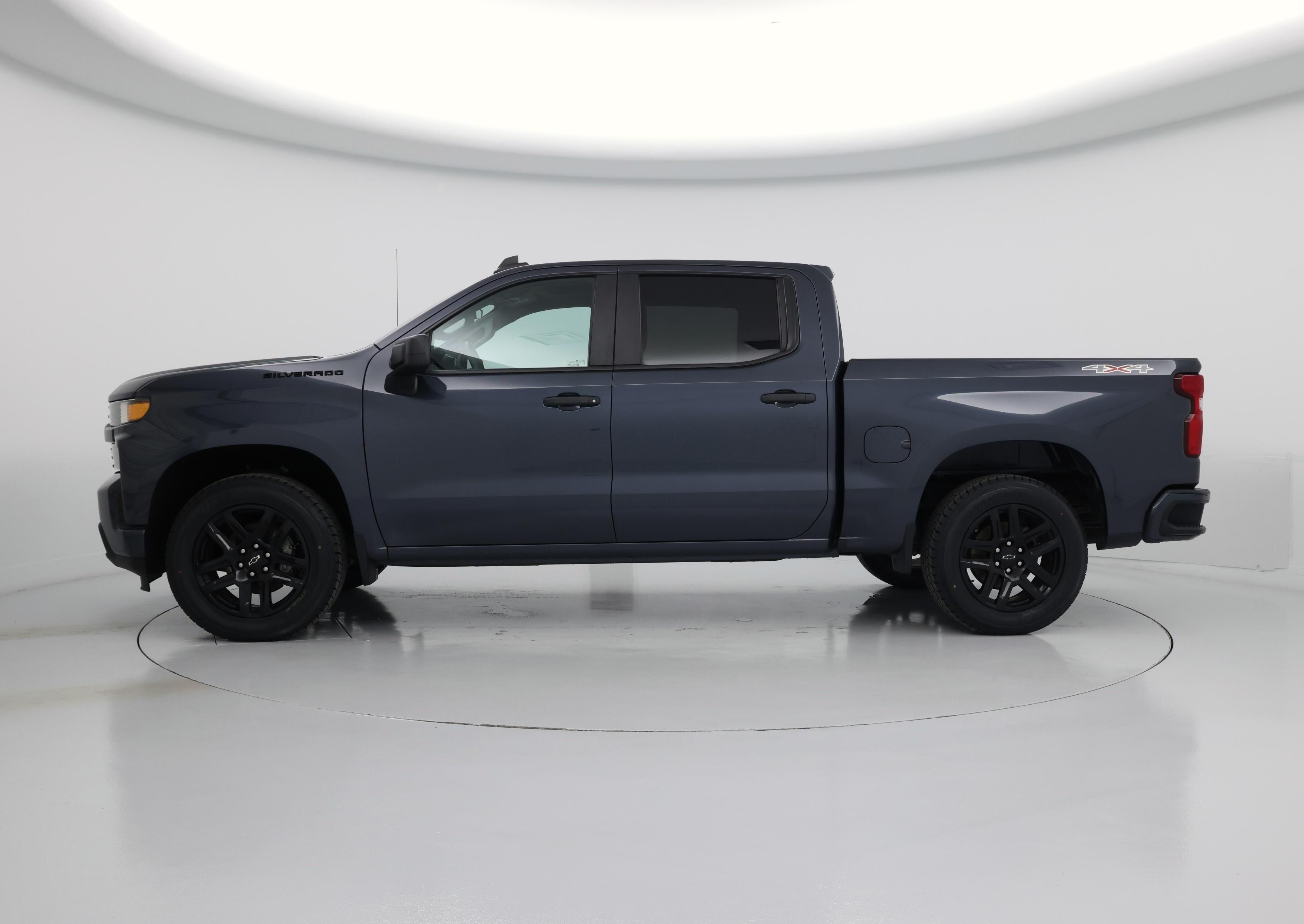 Thumbnail: 2021 Chevrolet Silverado 1500 - 3
