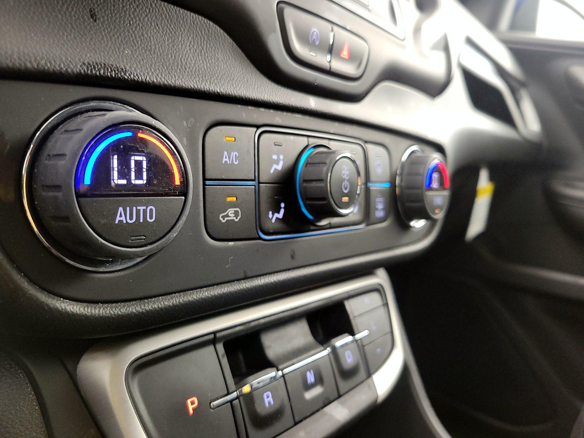 Thumbnail: 2023 GMC Terrain - 16