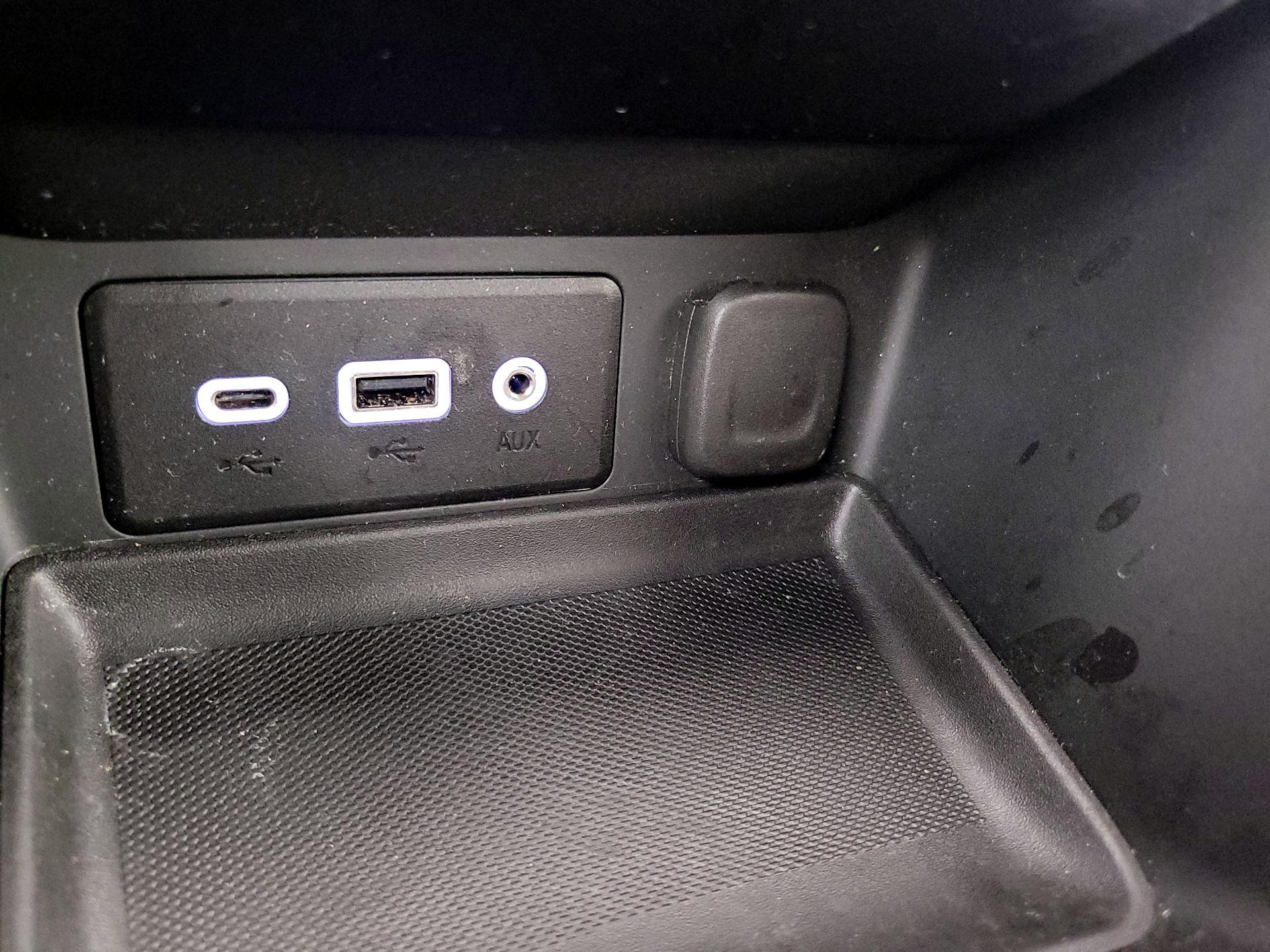 Thumbnail: 2023 GMC Terrain - 18