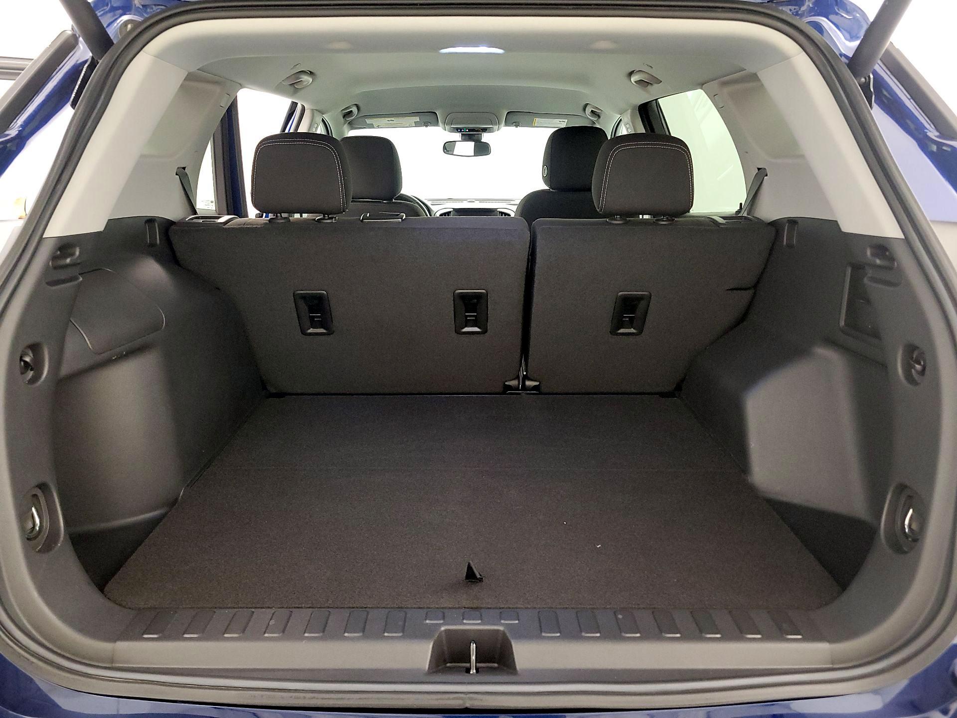 Thumbnail: 2023 GMC Terrain - 20