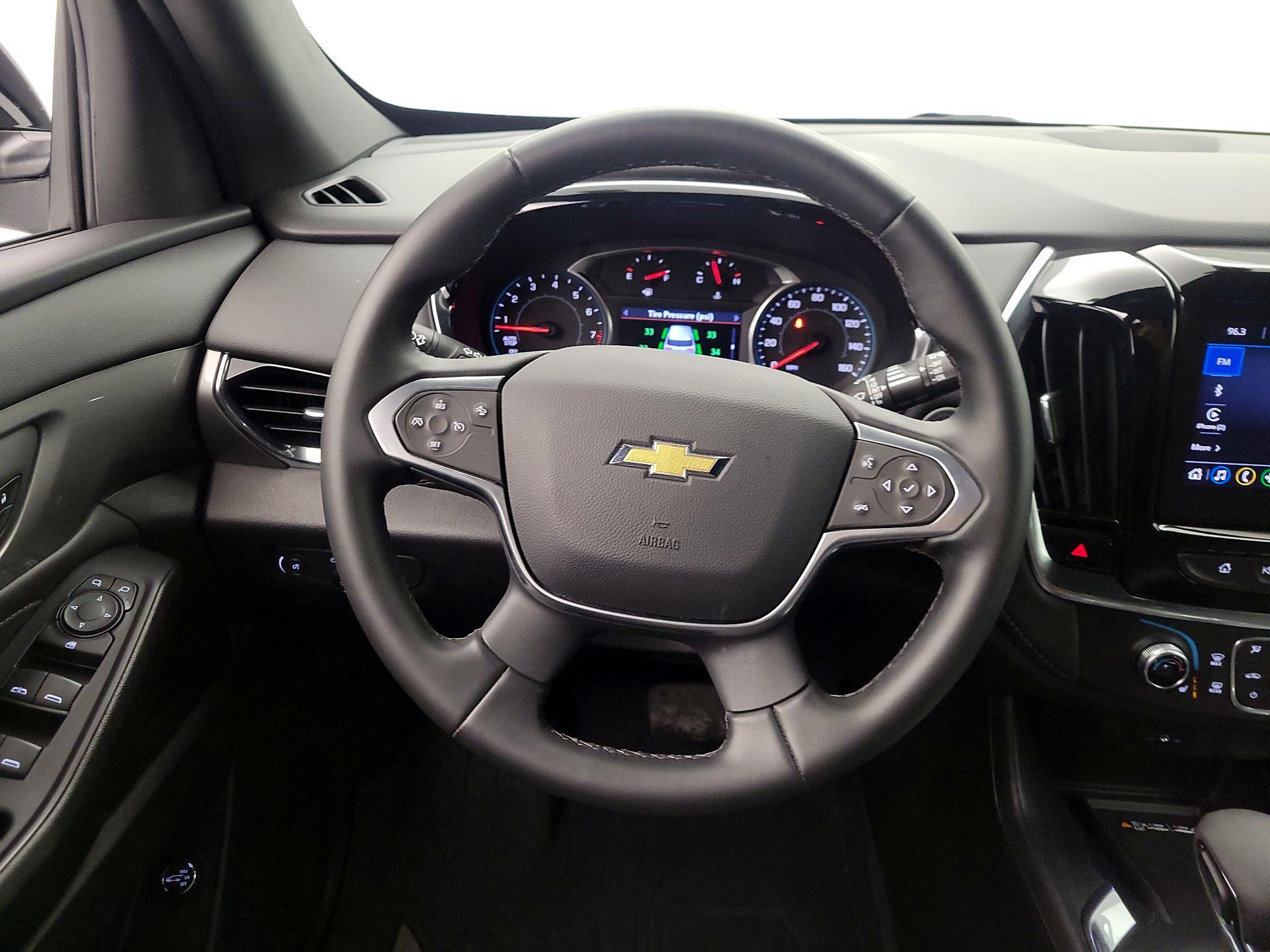 Thumbnail: 2023 Chevrolet Traverse - 10