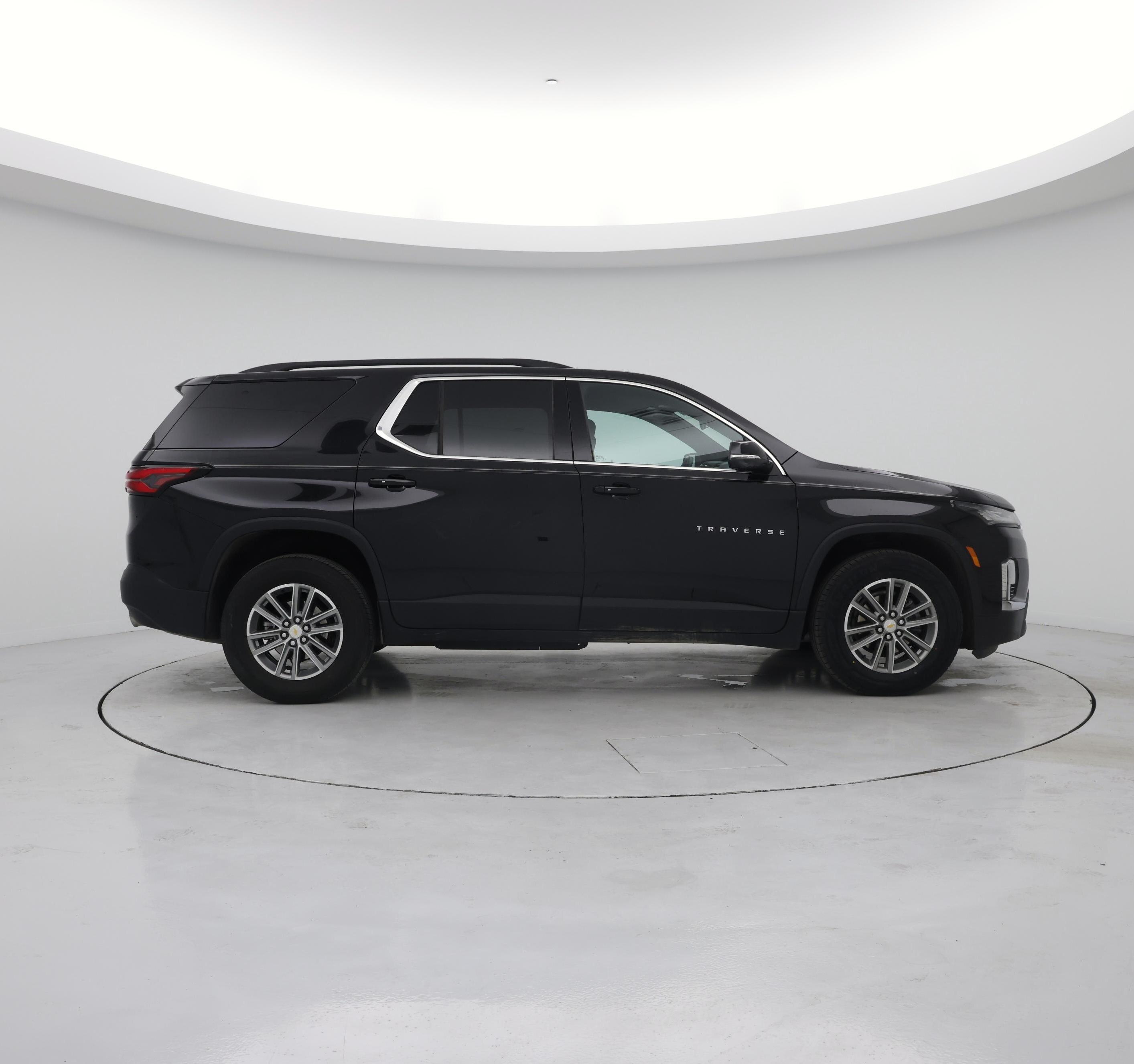 Thumbnail: 2023 Chevrolet Traverse - 7