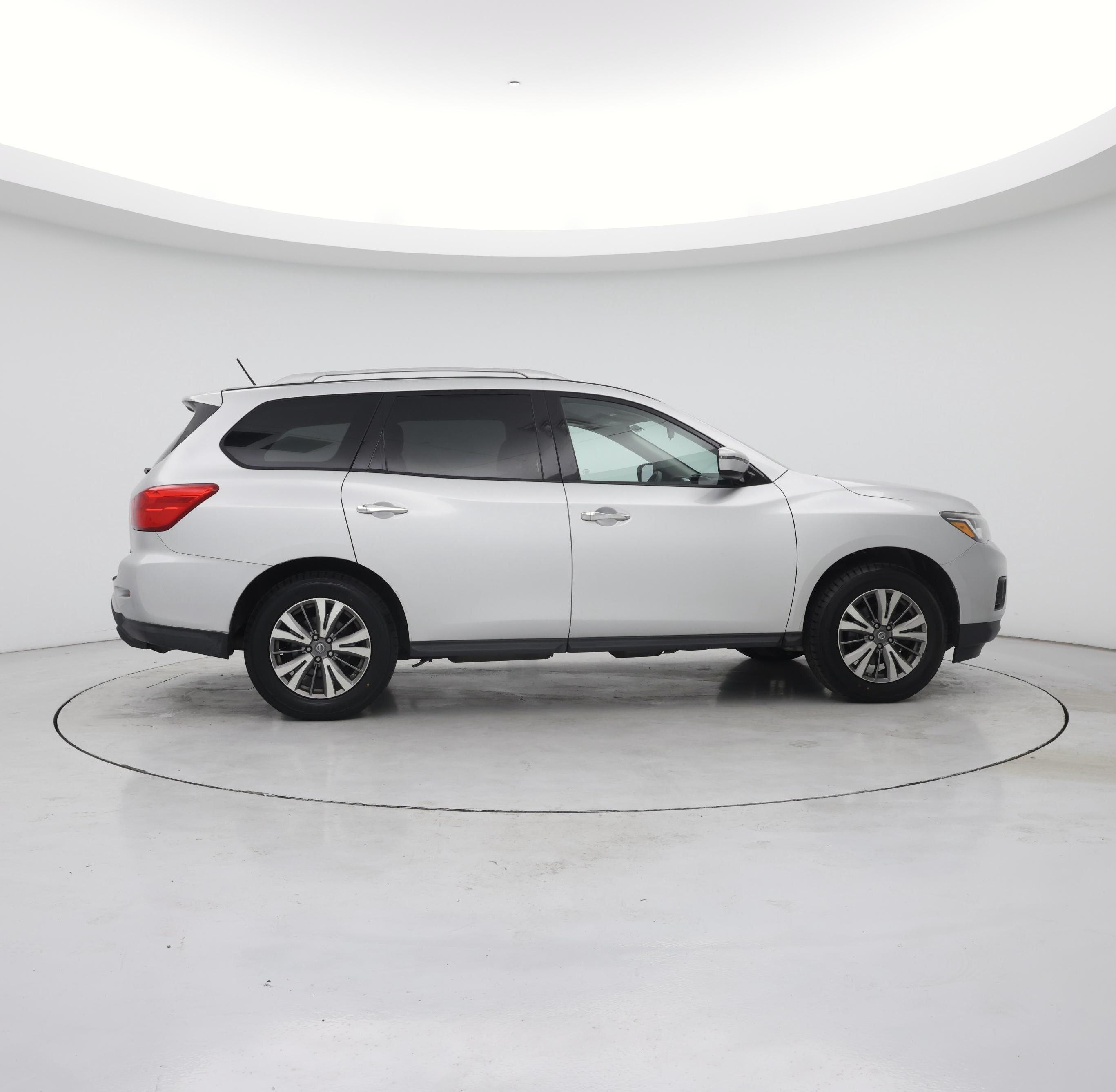 Thumbnail: 2018 Nissan Pathfinder - 7