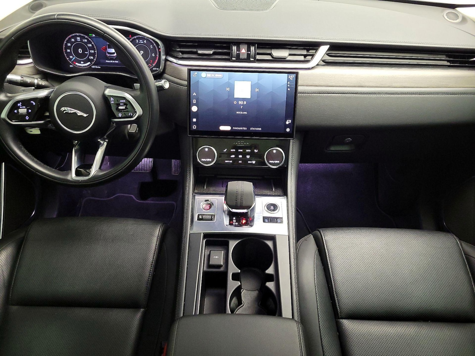2021 Jaguar F-Pace S - Photo 10