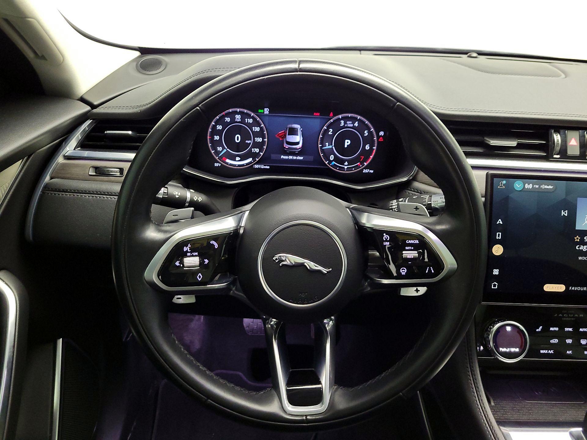 Thumbnail: 2021 Jaguar F-Pace - 10