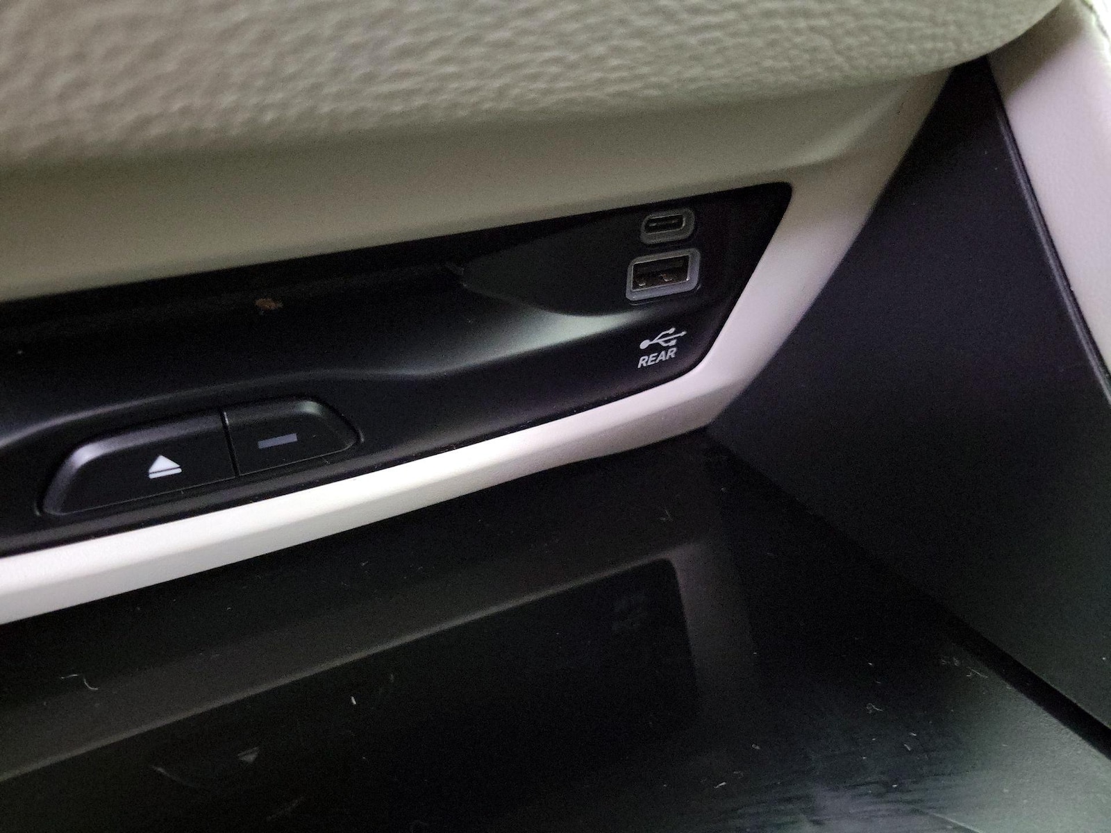 2023 Chrysler Pacifica Limited - Photo 20