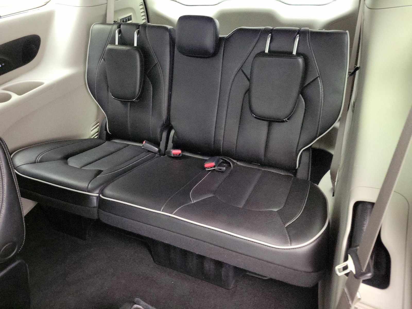 2023 Chrysler Pacifica Limited - Photo 23