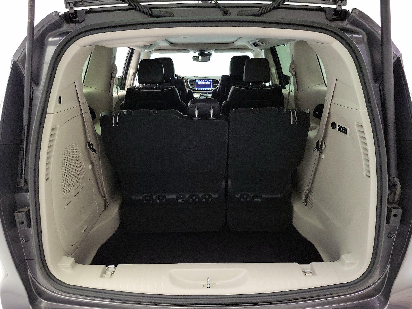 2023 Chrysler Pacifica Limited - Photo 24