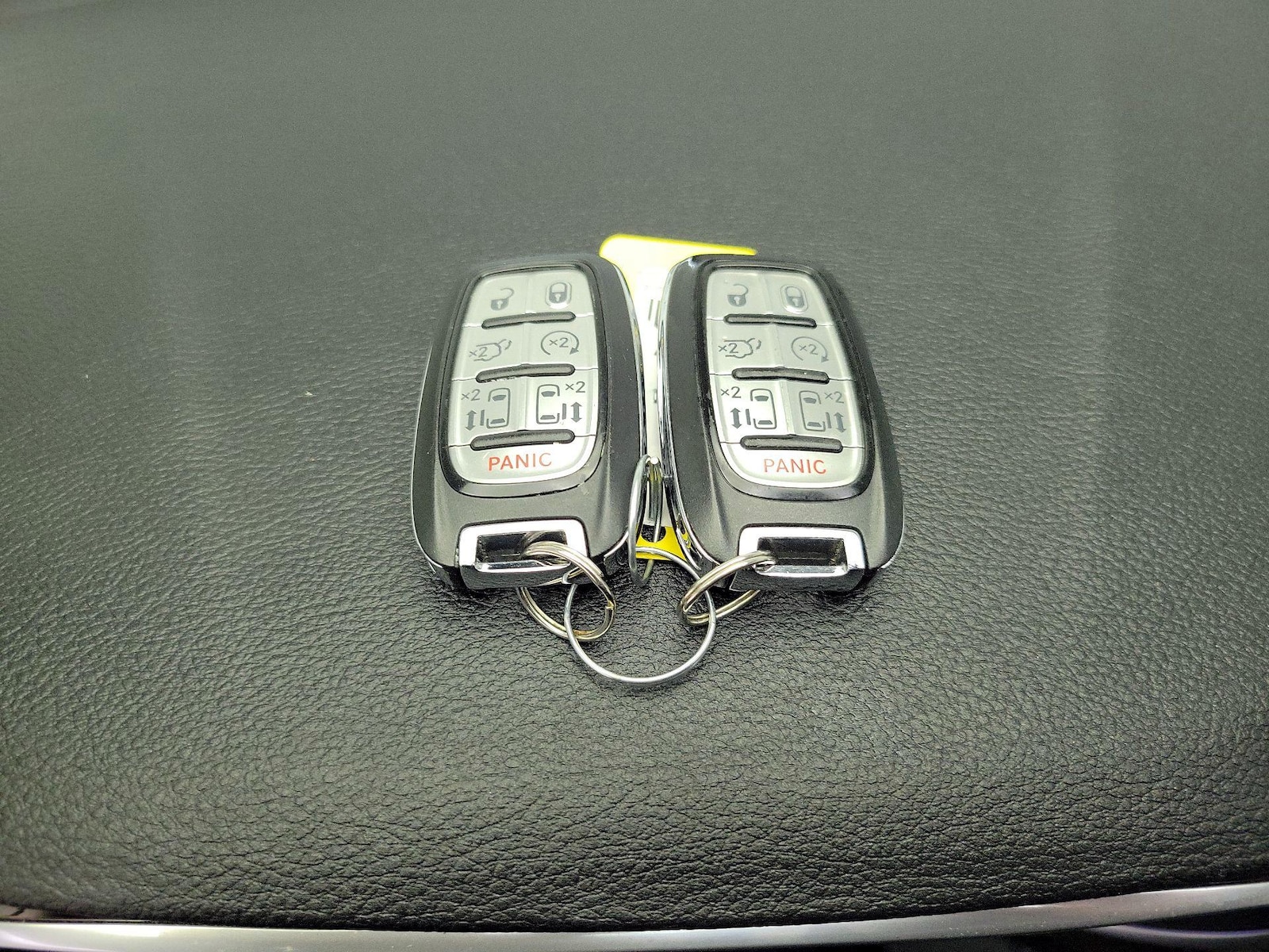 2023 Chrysler Pacifica Limited - Photo 27