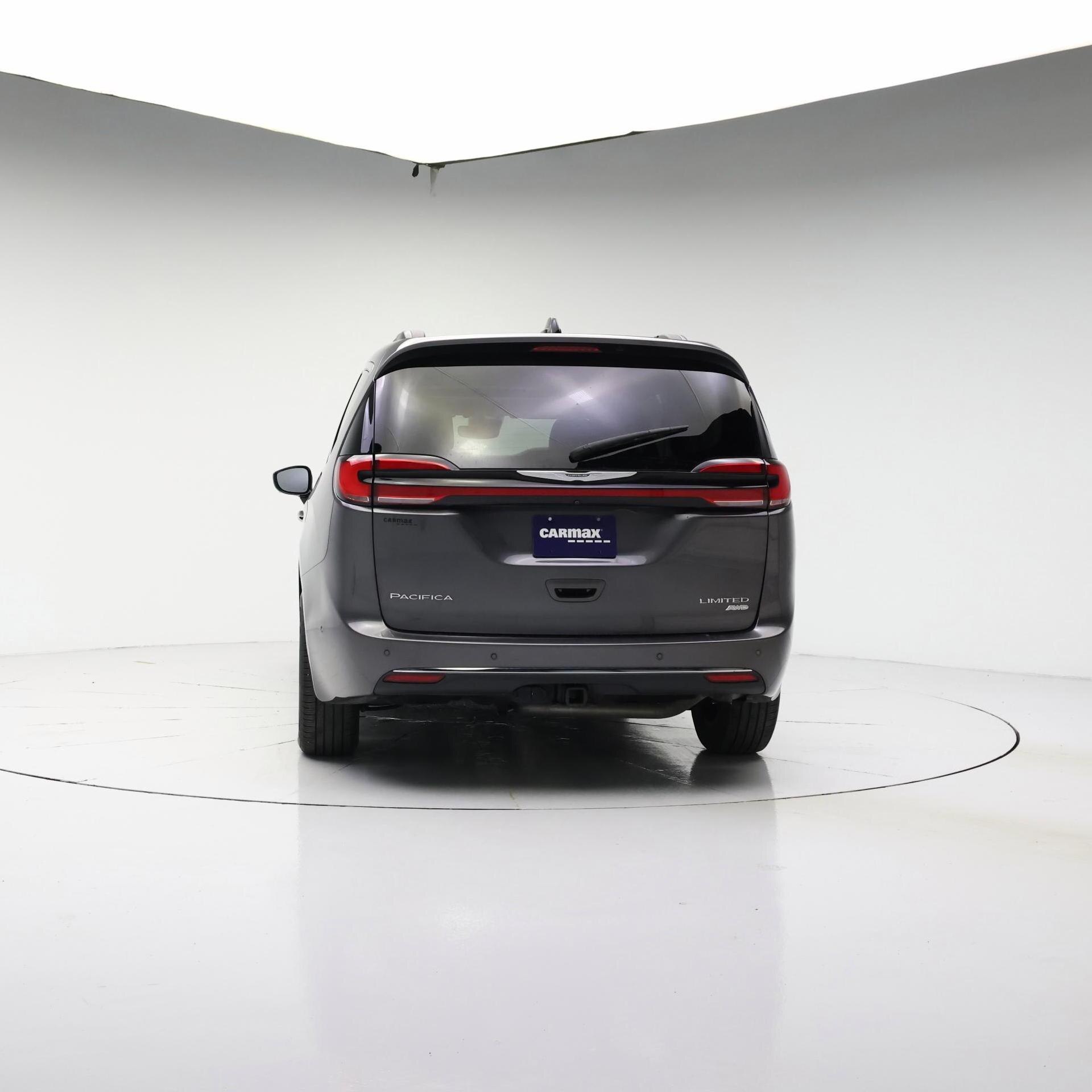 Thumbnail: 2023 Chrysler Pacifica - 6