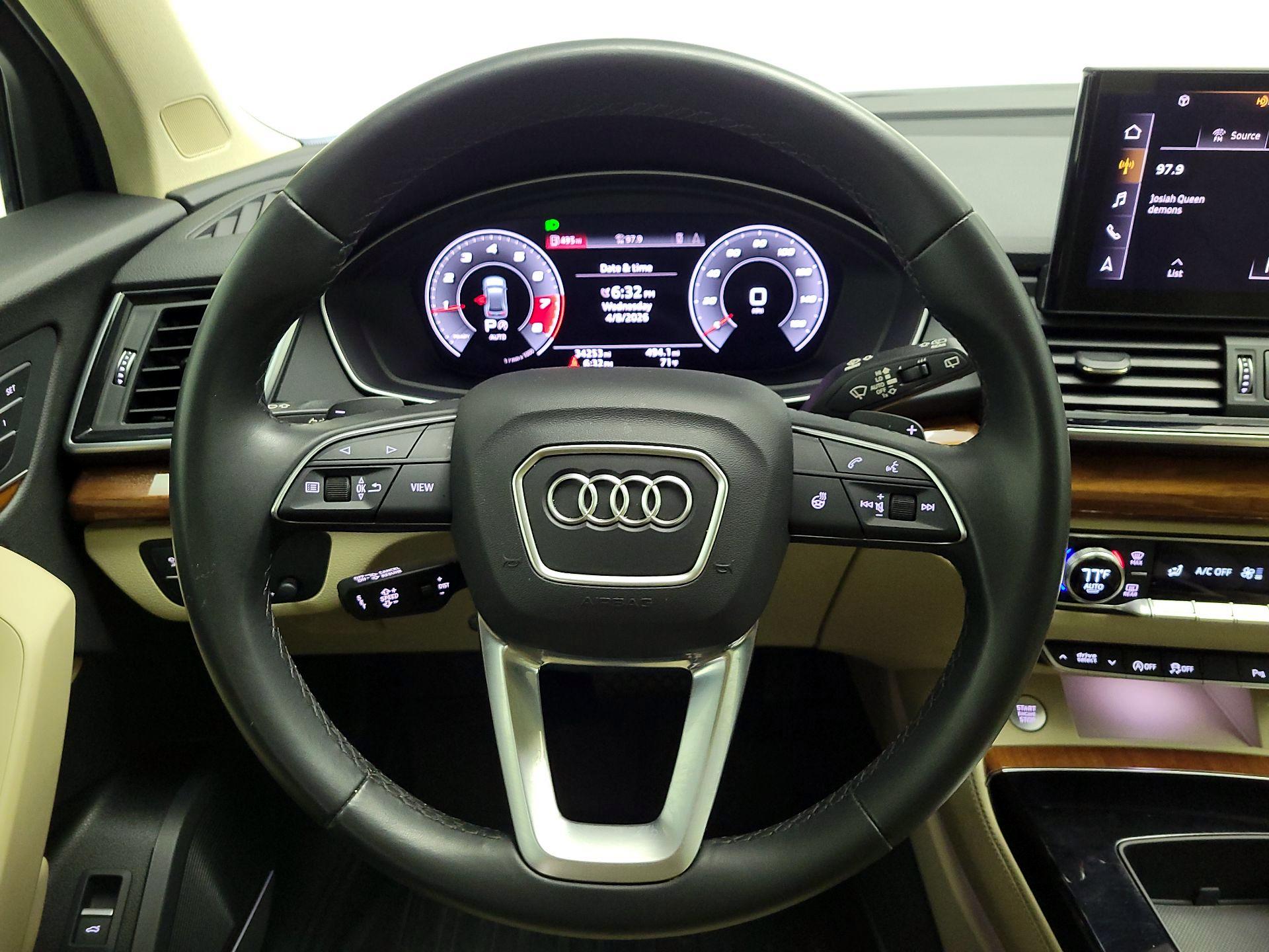 Thumbnail: 2021 Audi Q5 - 10