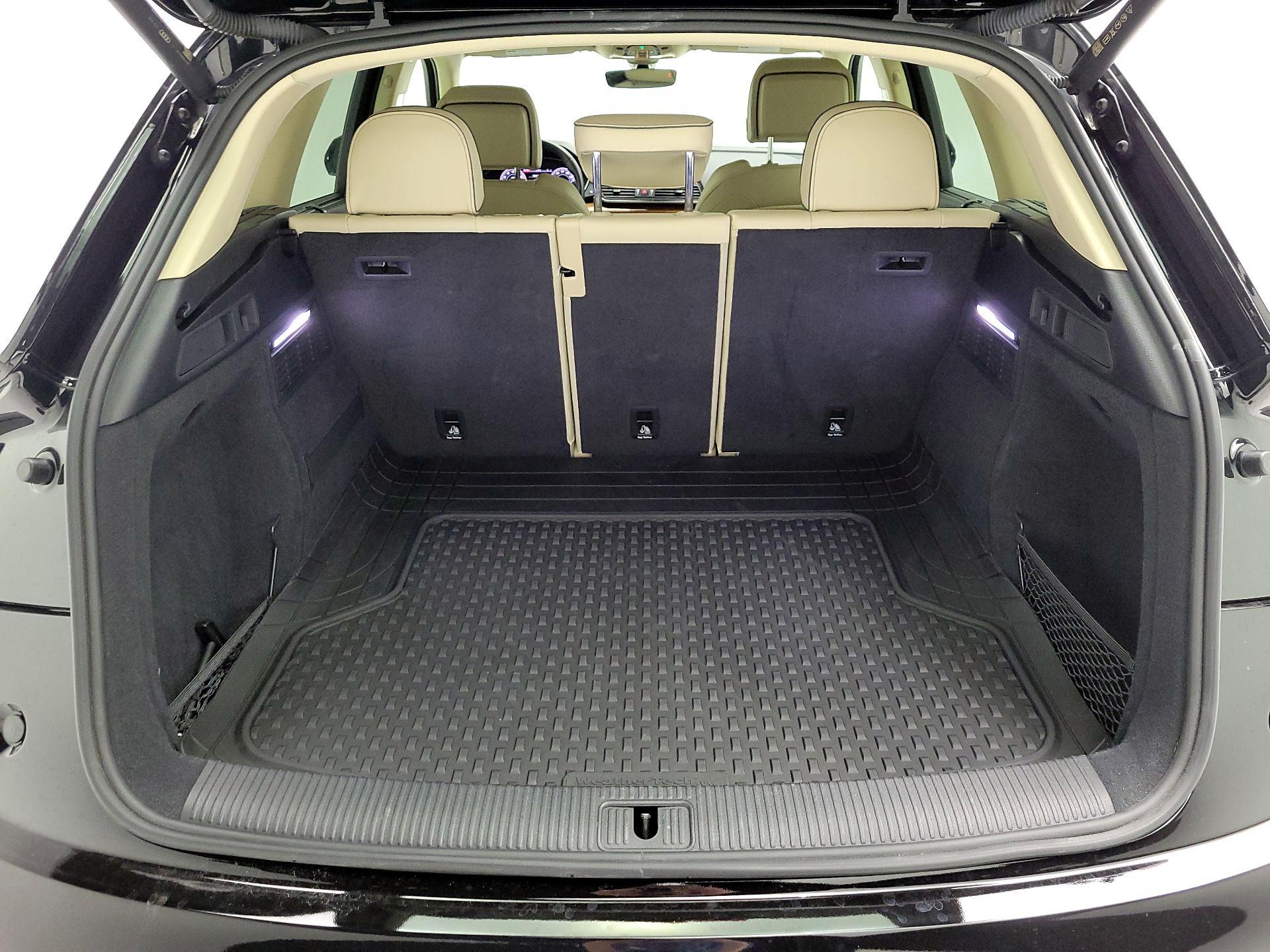 Thumbnail: 2021 Audi Q5 - 16