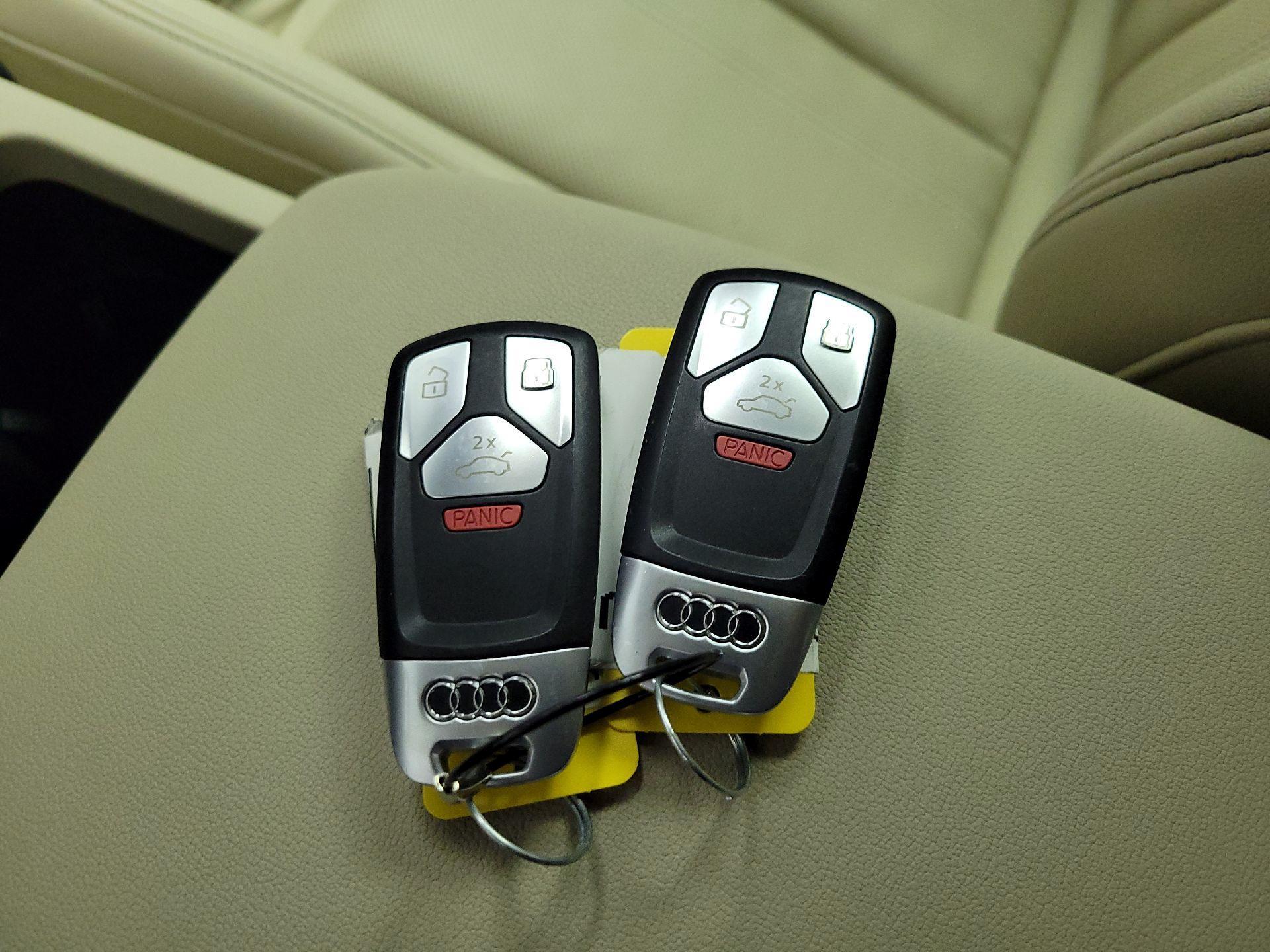 Thumbnail: 2021 Audi Q5 - 18