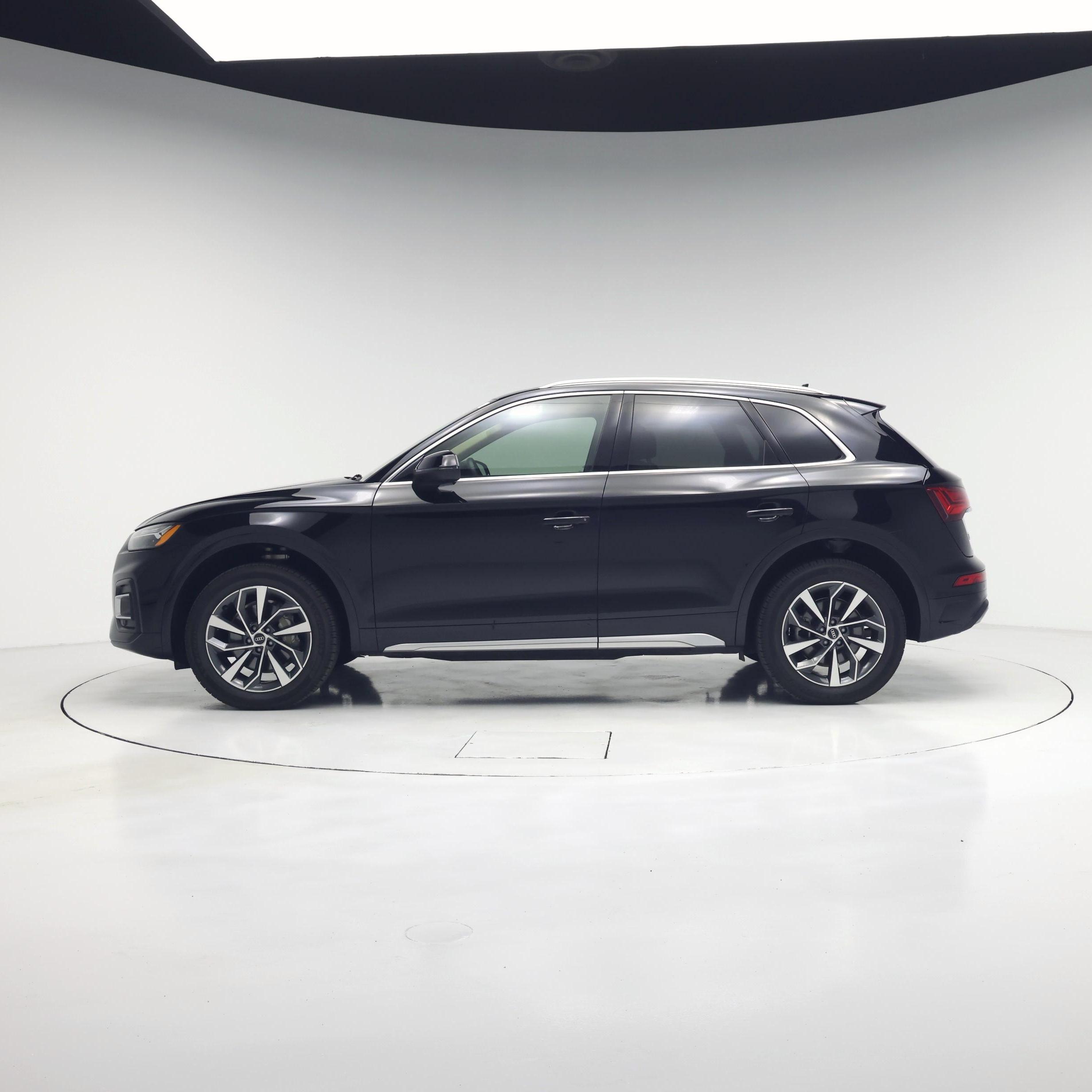 Thumbnail: 2021 Audi Q5 - 3