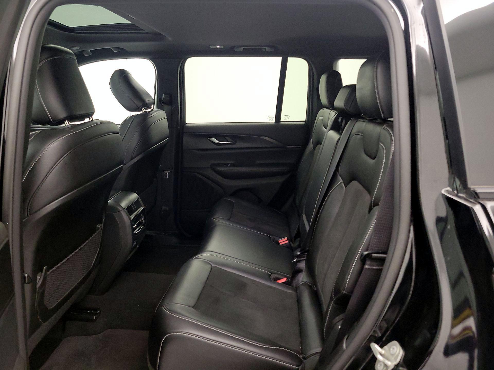 Thumbnail: 2024 Jeep Grand Cherokee - 20