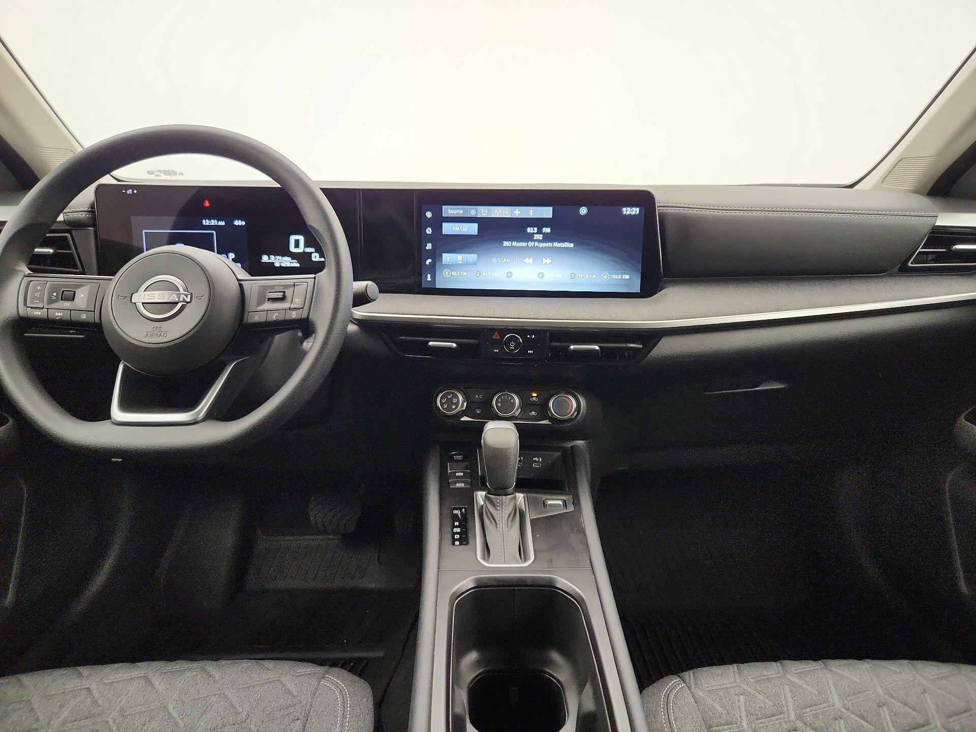 Thumbnail: 2025 Nissan Kicks - 9