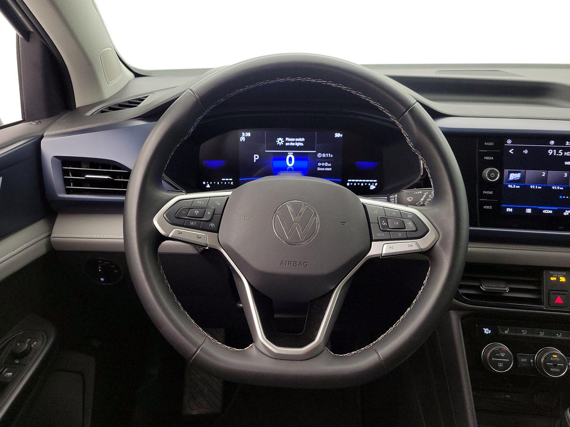 Thumbnail: 2024 Volkswagen Taos - 10