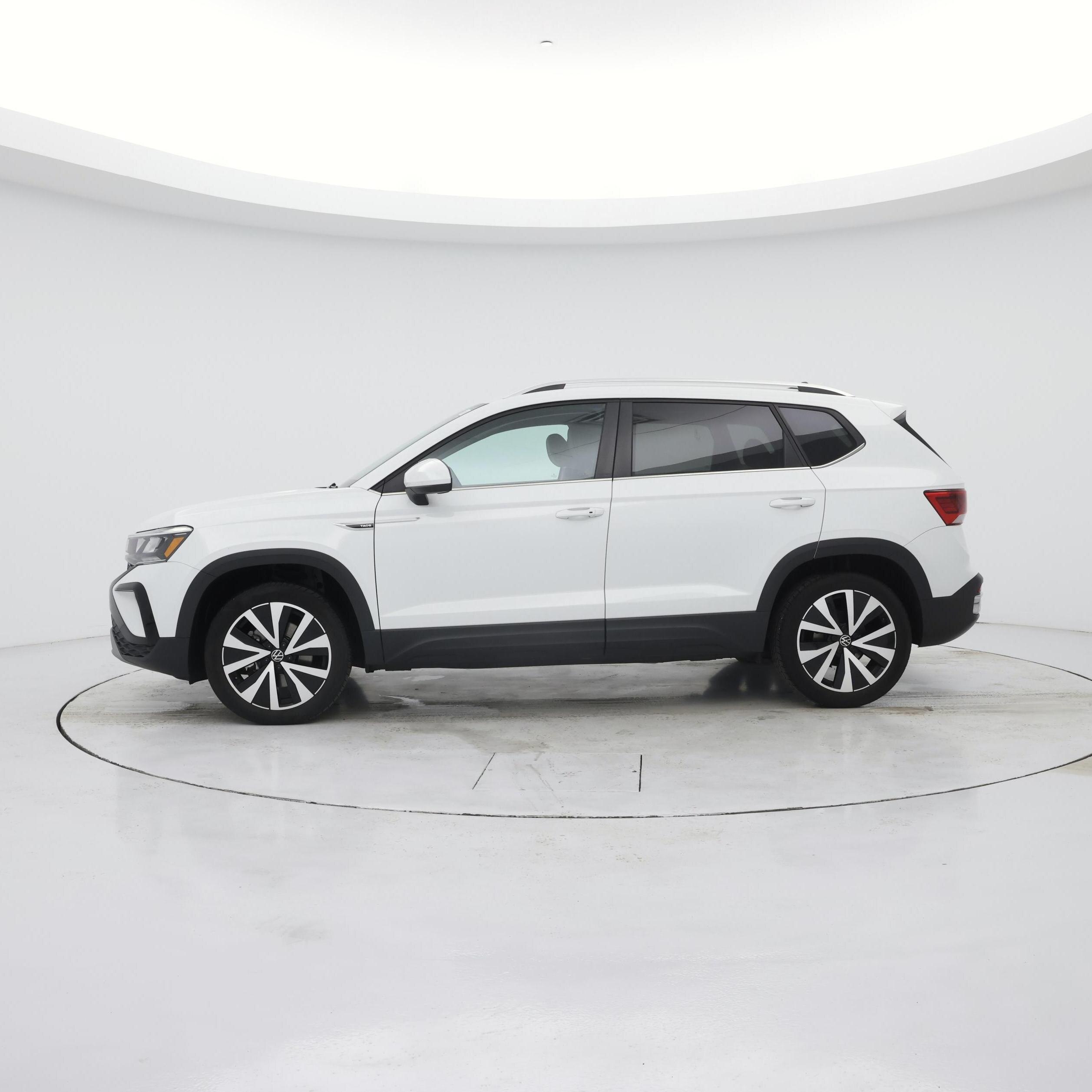 Thumbnail: 2024 Volkswagen Taos - 3