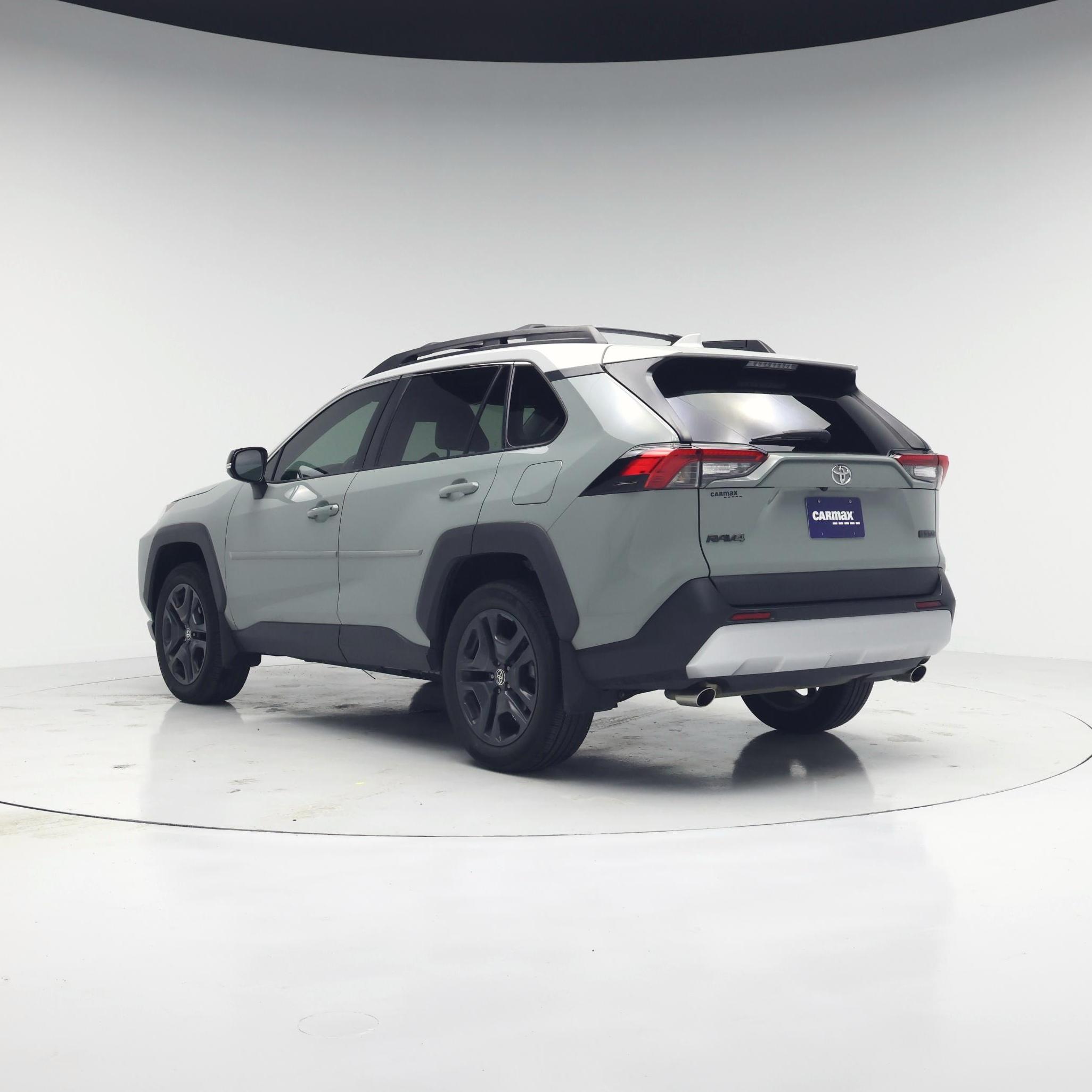 Thumbnail: 2022 Toyota RAV4 - 2