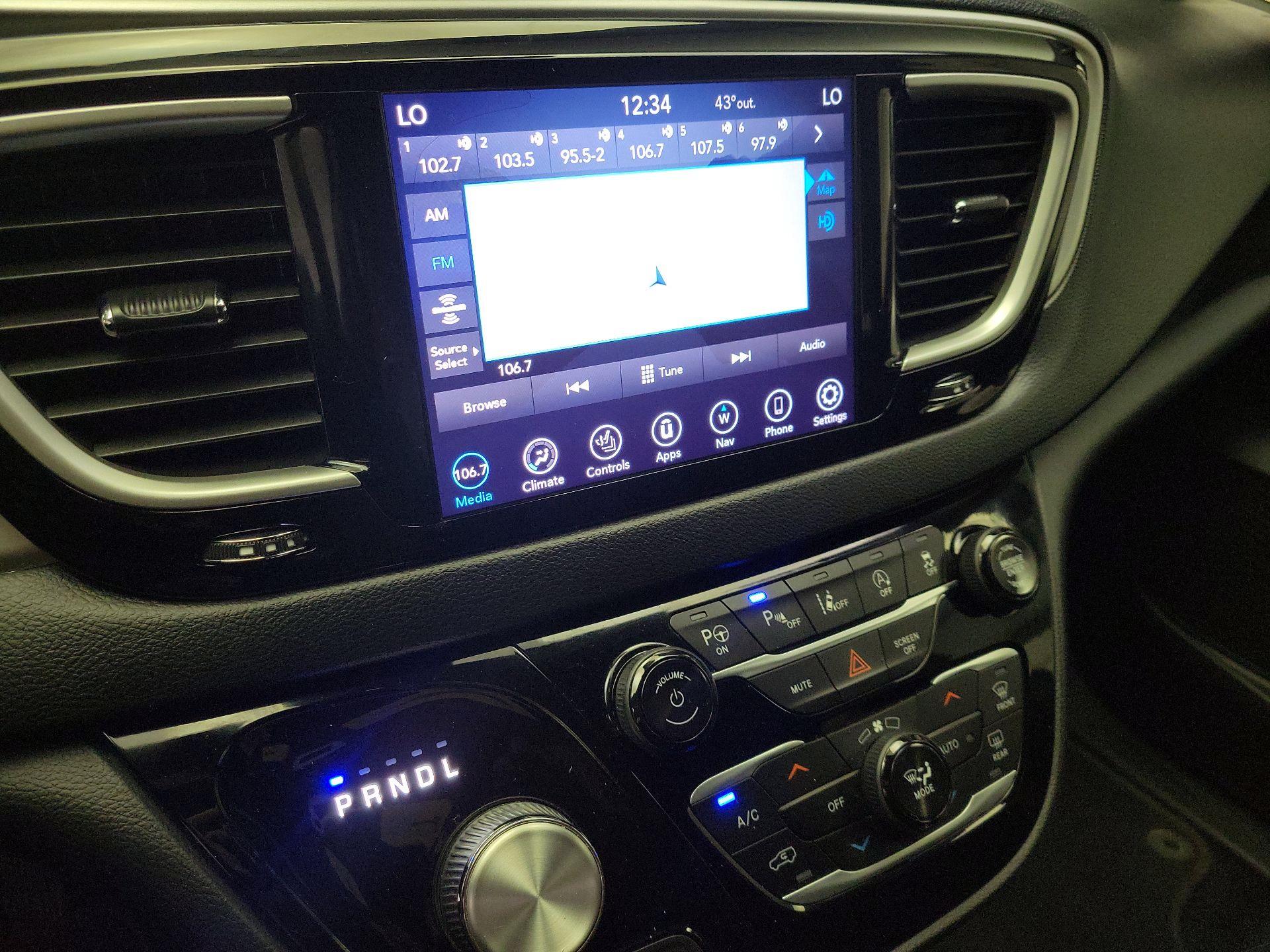 Thumbnail: 2020 Chrysler Pacifica - 16