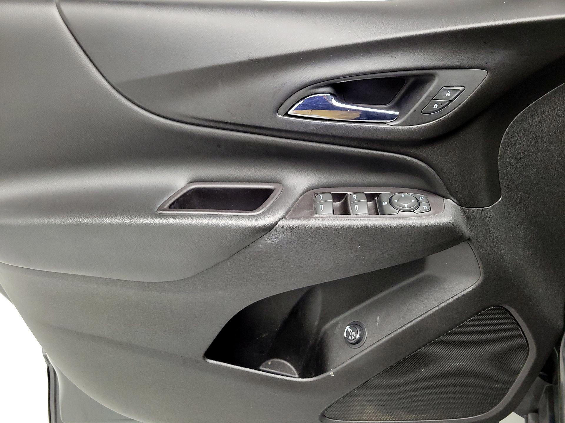 Thumbnail: 2018 Chevrolet Equinox - 12