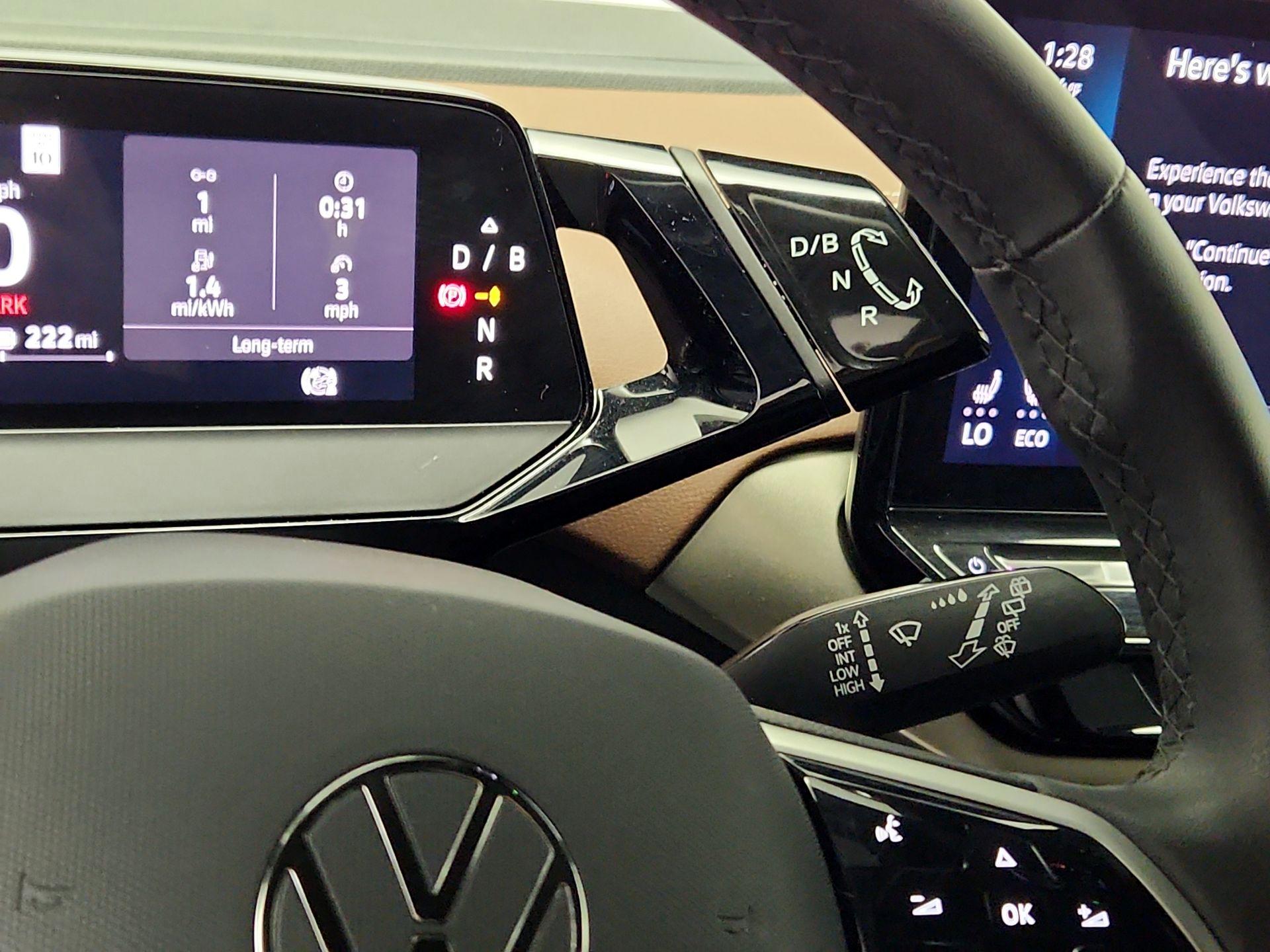 Thumbnail: 2023 Volkswagen ID.4 - 17