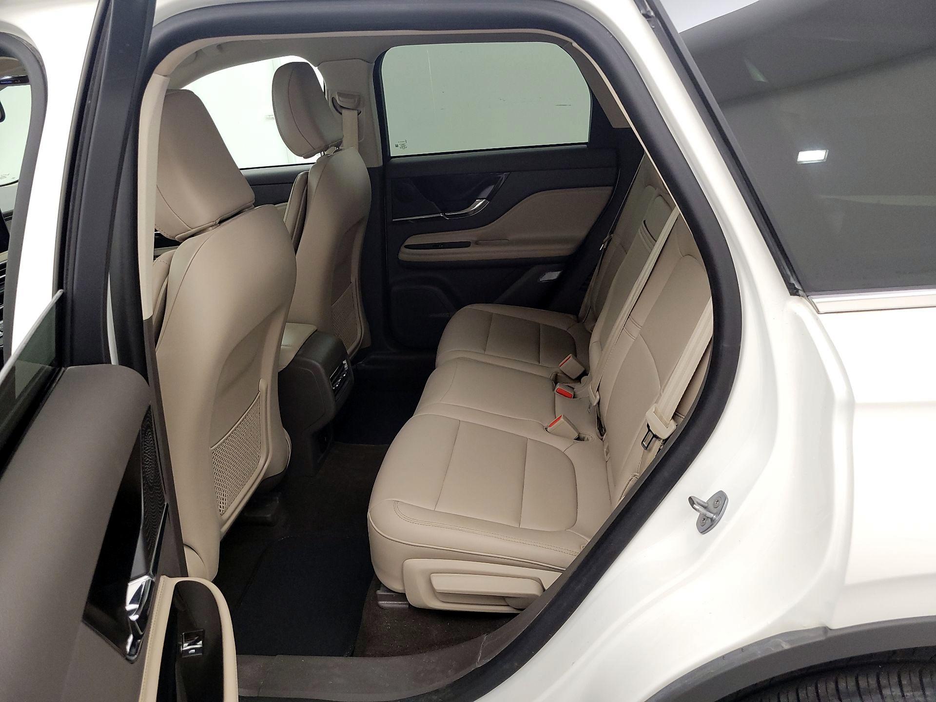 Thumbnail: 2023 Lincoln Corsair - 20