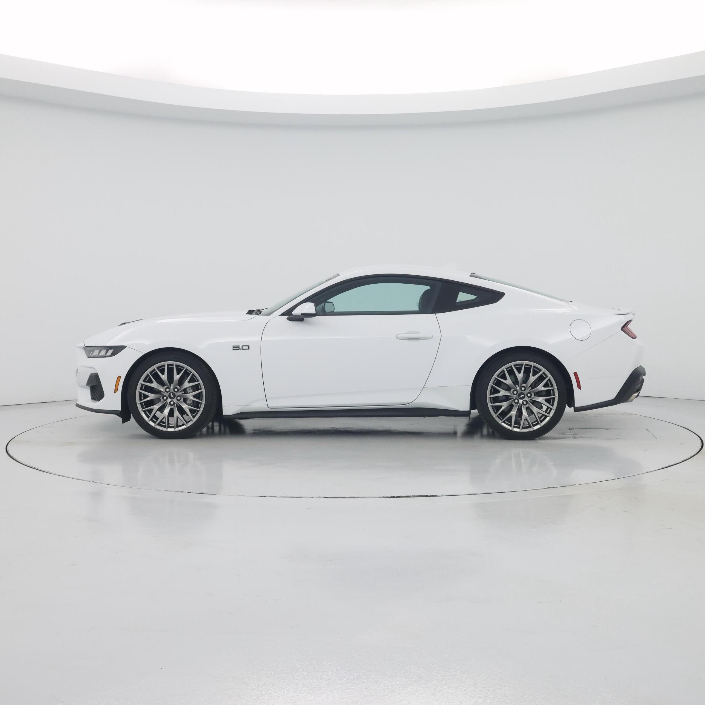 Thumbnail: 2025 Ford Mustang - 3