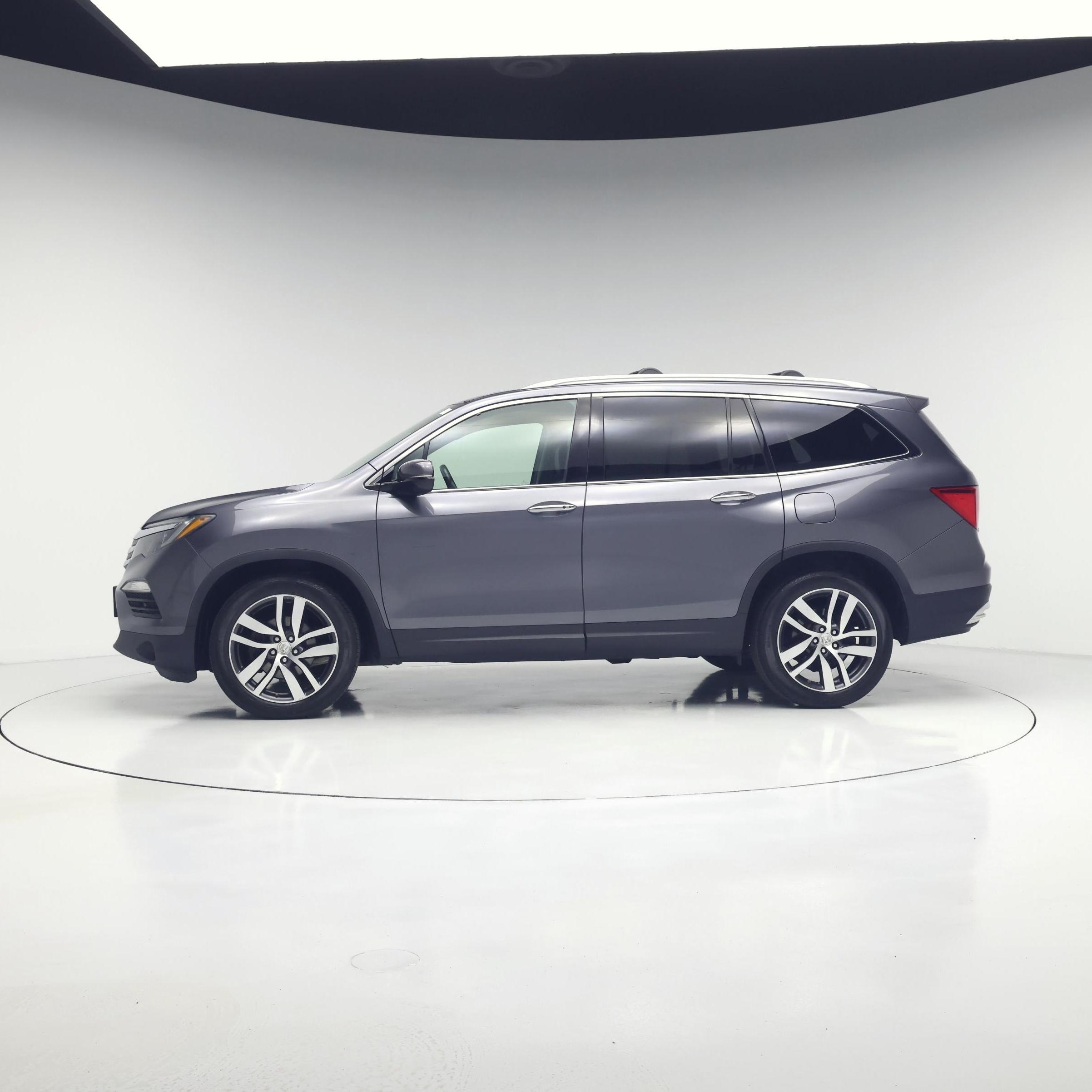 Thumbnail: 2016 Honda Pilot - 3