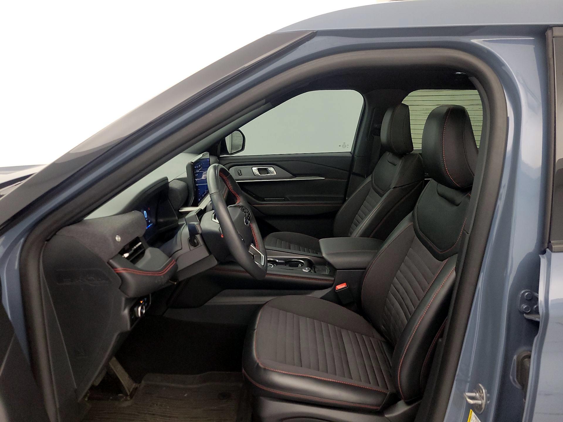 Thumbnail: 2025 Ford Explorer - 11