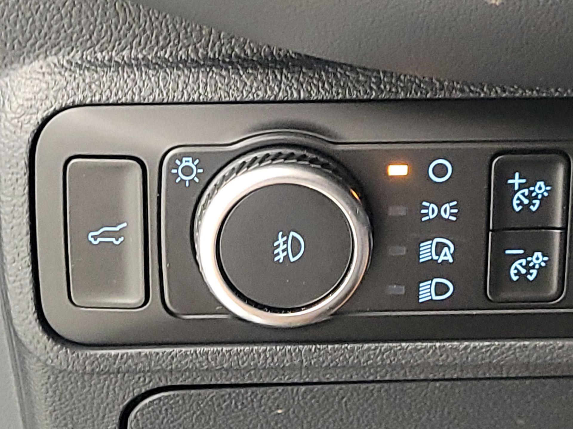 Thumbnail: 2025 Ford Explorer - 13